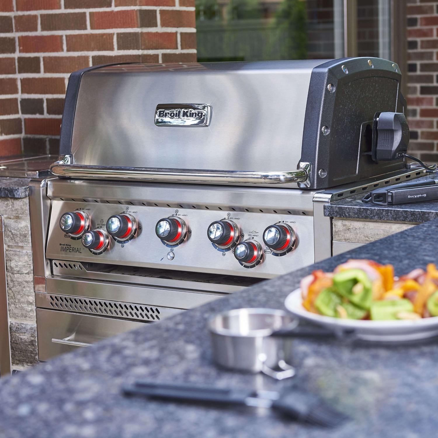 Broil King 698787 Imperial QS 590 Built-In Natural Gas Grill -  Grill On - Lifestyle thumbnail