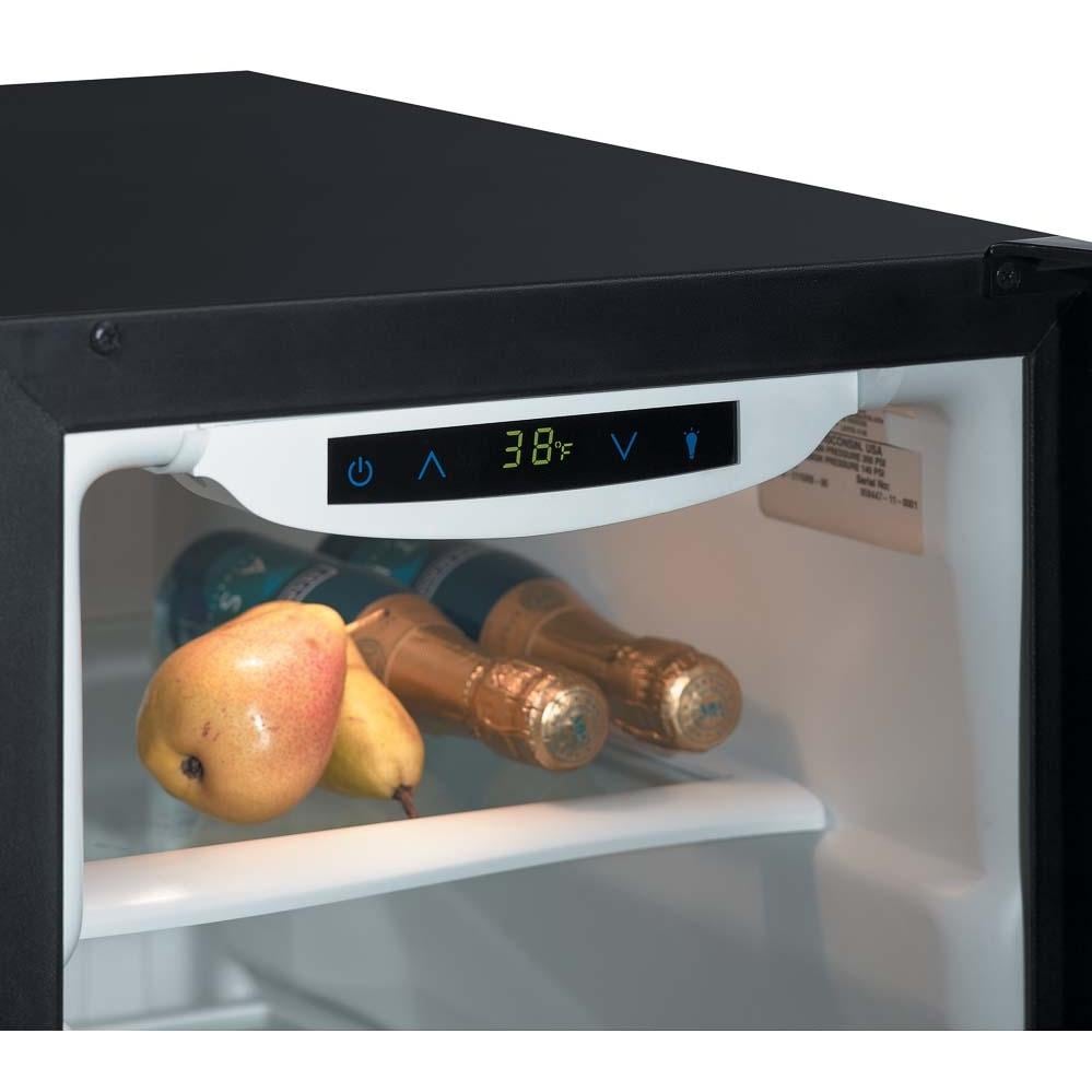 ULine 4.2 Cu. Ft. Frost Free Compact Refrigerator / Ice Maker White