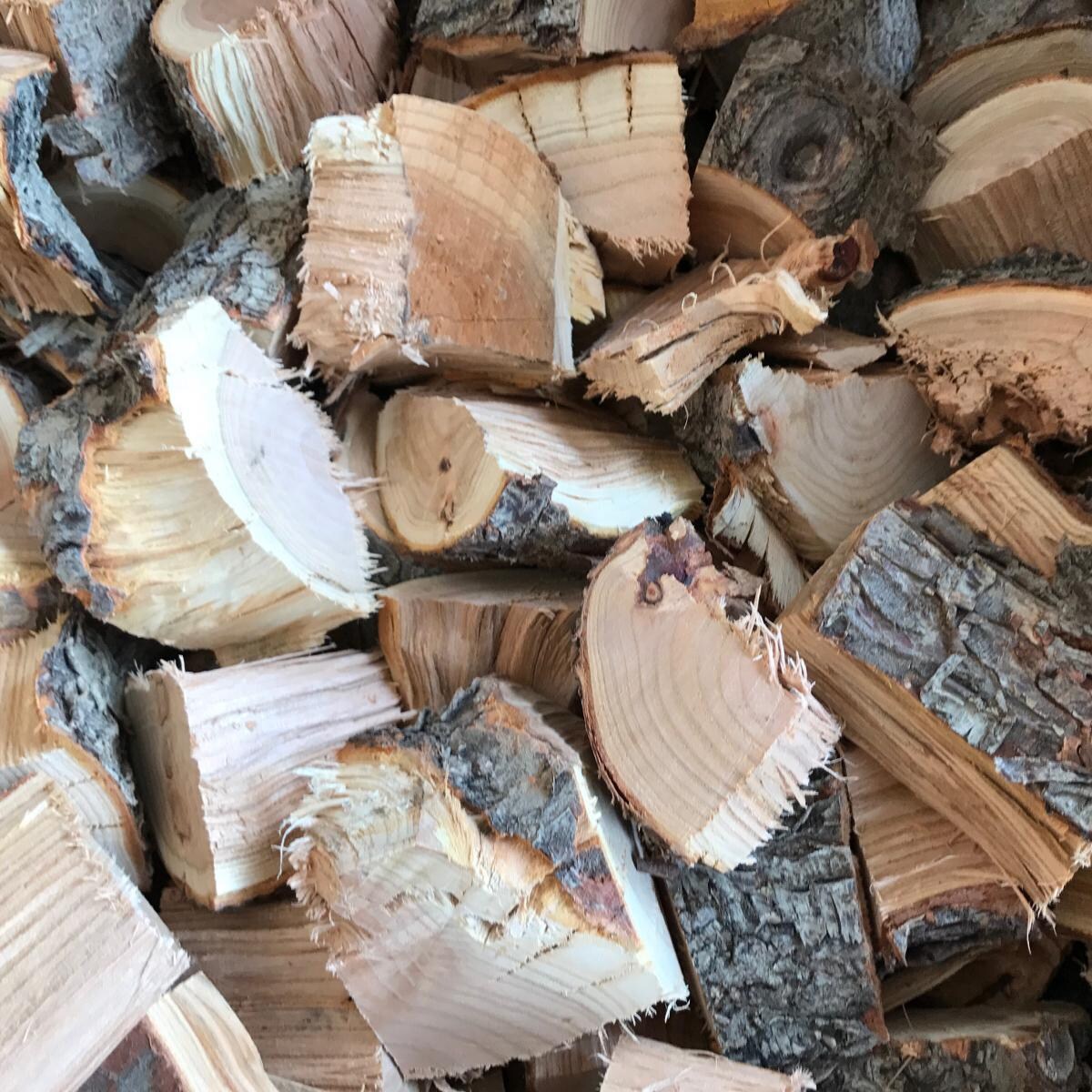 DiamondKingSmoker Plum Smoking Wood Chunks BBQGuys