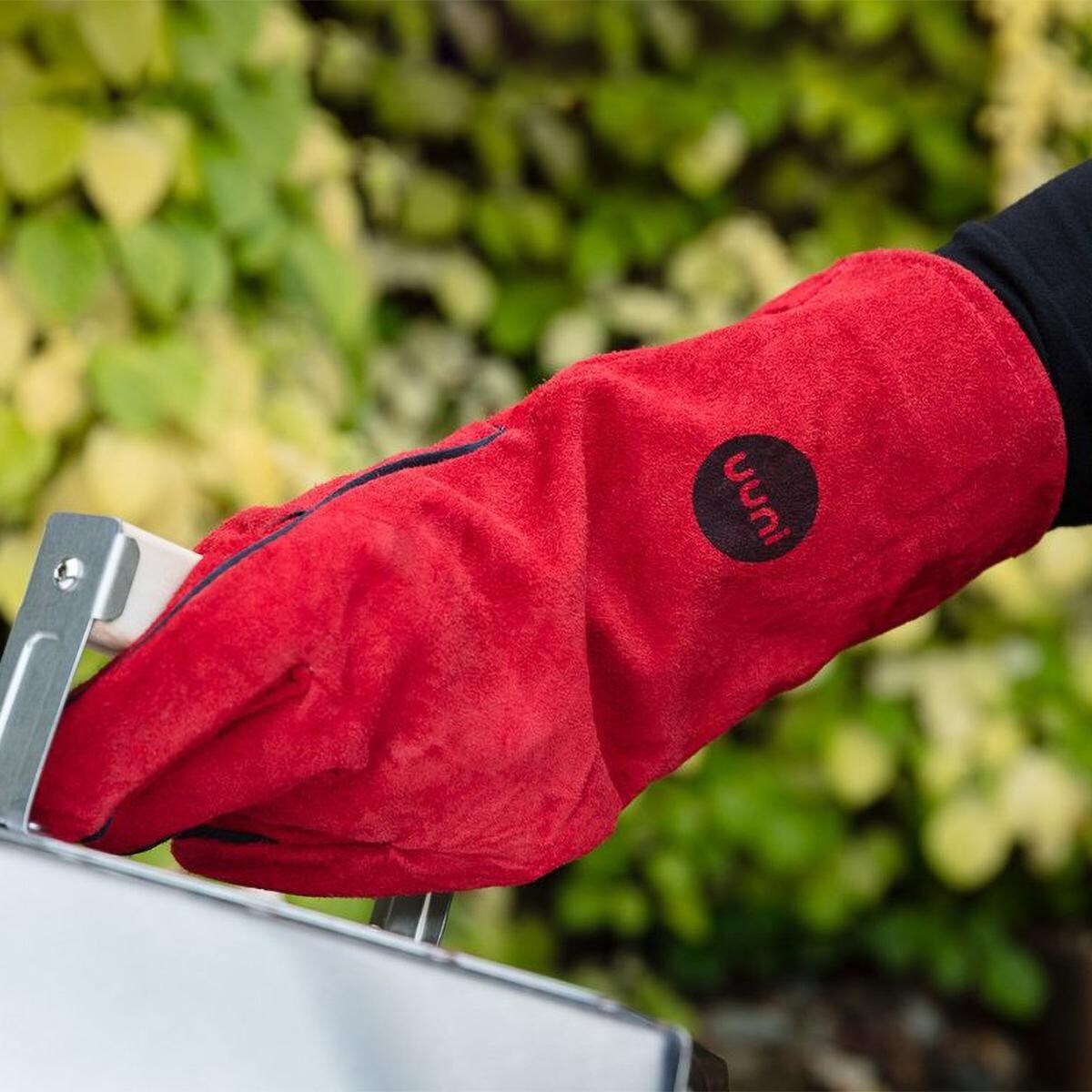 Ooni Pro Stainless Steel Multi-Fuel Pizza Oven With Pizza Door - Ooni Pro Gloves thumbnail