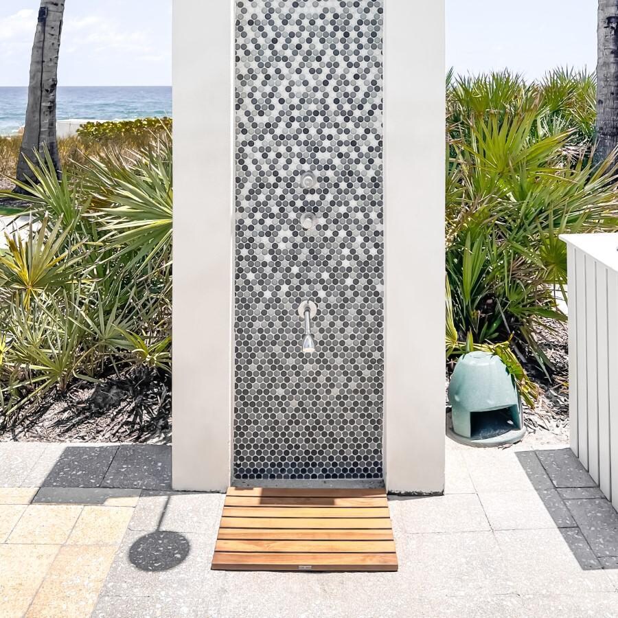 Teak + Table Monday Teak Patio Shower Mat - Lifestyle thumbnail