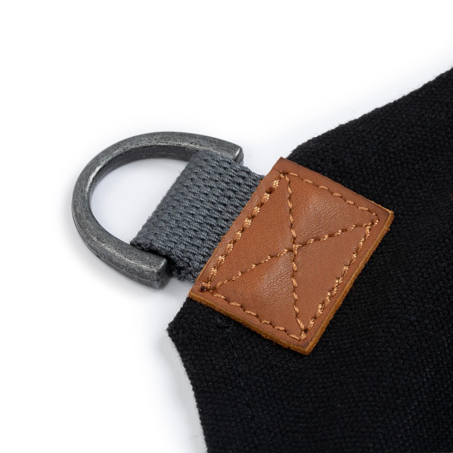 Barebones Living CKW-480 Chef Grilling Apron - Hardware Detail thumbnail