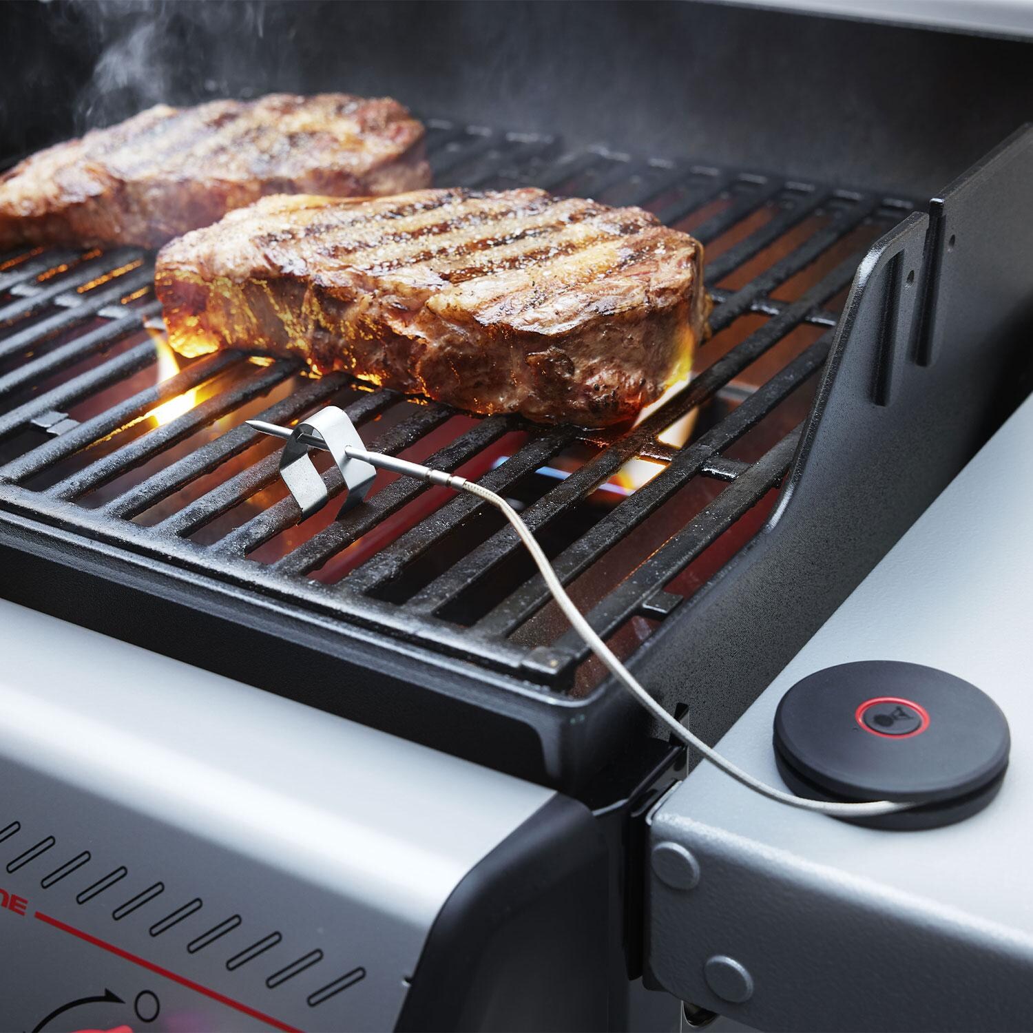 Weber 3400516 Smart Probe & Grate Sensor - In Use - Lifestyle thumbnail