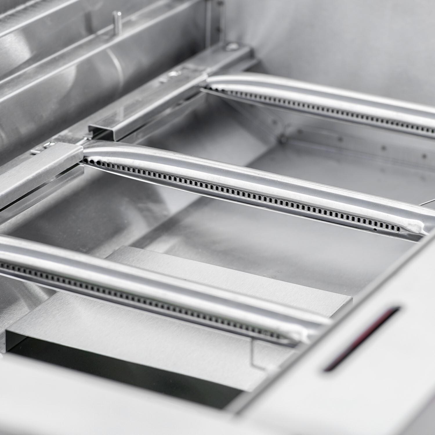 Camp Chef 900 6-Burner Flat Top Propane Gas Grill - Stainless Steel Burners And Burner Box - Detail thumbnail