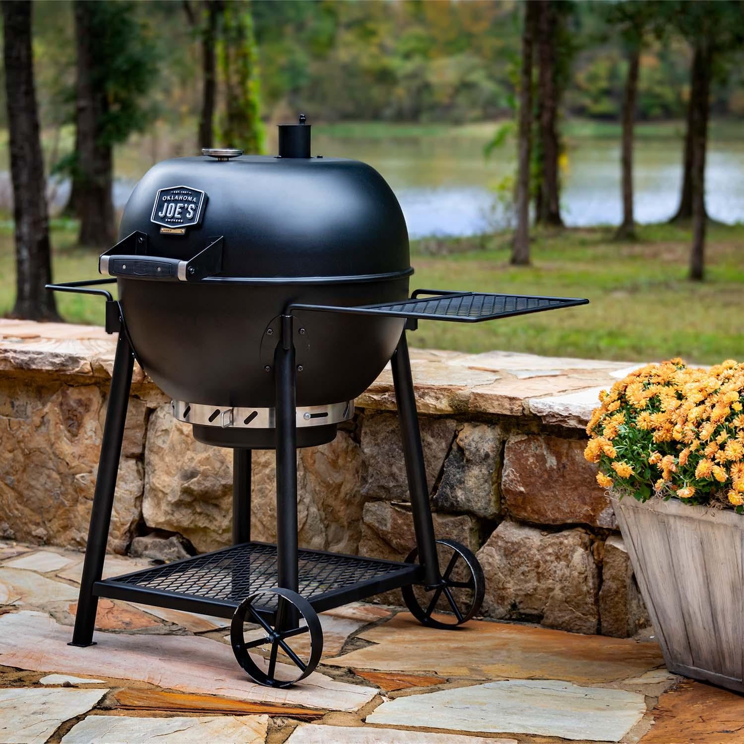 Oklahoma Joe's Blackjack Kettle Charcoal Grill - 21302141 : BBQGuys
