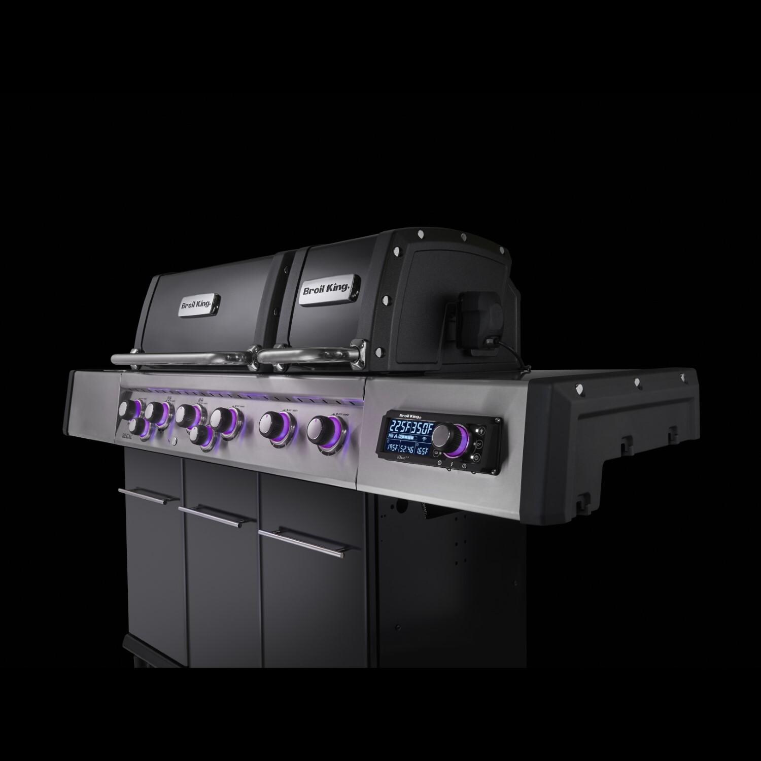 Broil King 689247 Regal Q 690 Pro IR Natural Gas Grill - Glamour Purple Knobs - Detail thumbnail