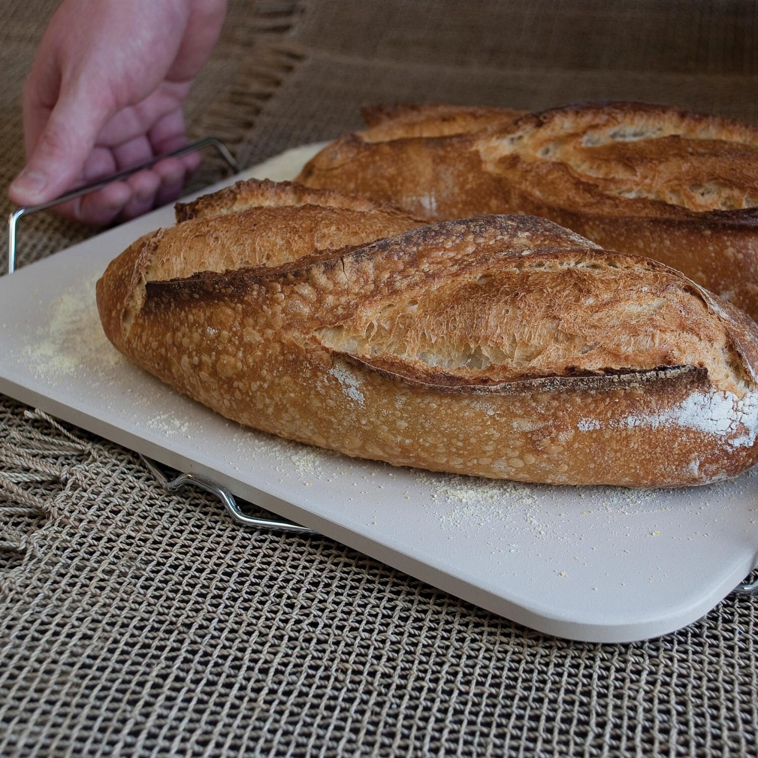 PC0002 15-Inch Rectangular Pizza Stone With Wire Frame thumbnail