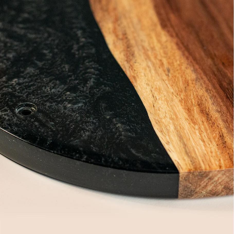 Elakai EGHRCRLE-11 Black Epoxy Resin Live-Edge Wood Hook and Ring Toss - Board Details thumbnail