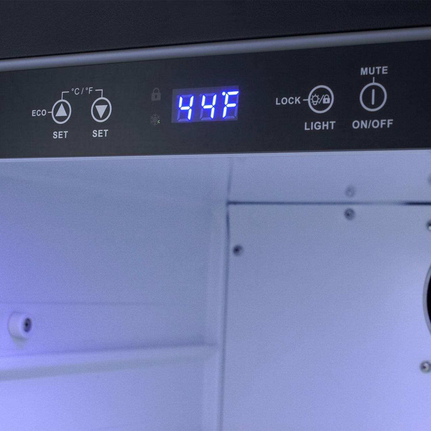 Summit SPR623OSCSS 24 Inch 4.6 Cu. Ft. Outdoor Stainless Steel Refrigerator - Control Settings - Detail thumbnail