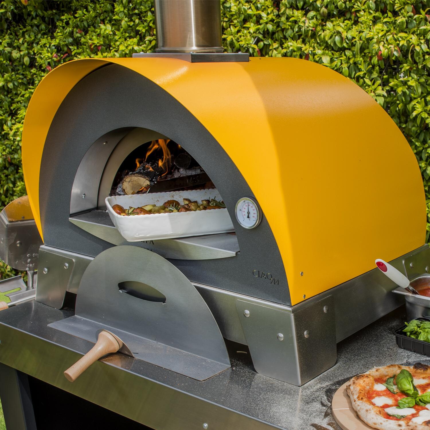 Alfa Ciao M 27-Inch Outdoor Countertop Wood-Fired Pizza Oven - Yellow -  FXCM-LGIA-T : BBQGuys