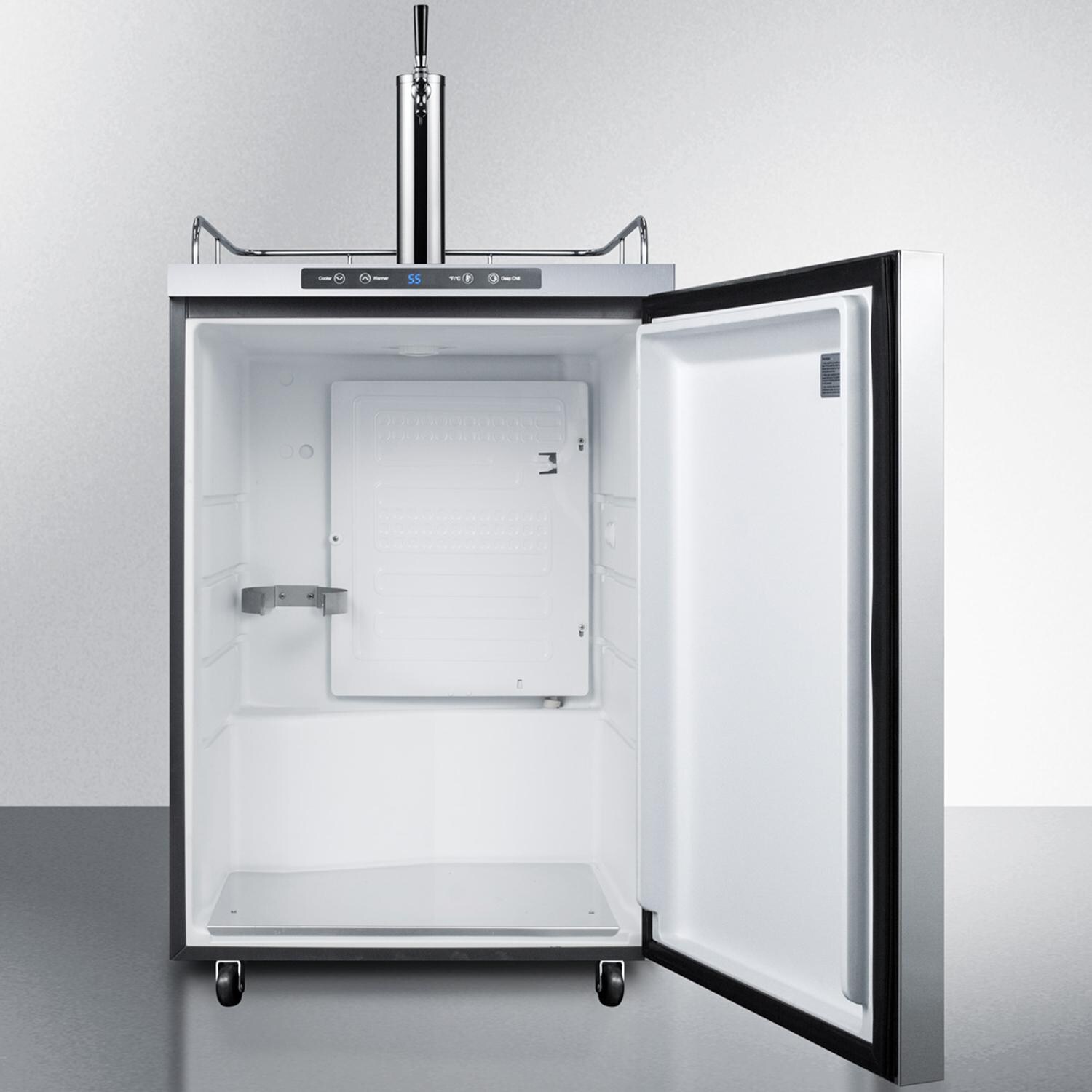 Summit Commercial SBC635MOS7HH 24-Inch 5.6 Cu. Ft. Outdoor Rated Single Tap Beer Dispenser / Kegerator - Horizontal Handle - Interior thumbnail