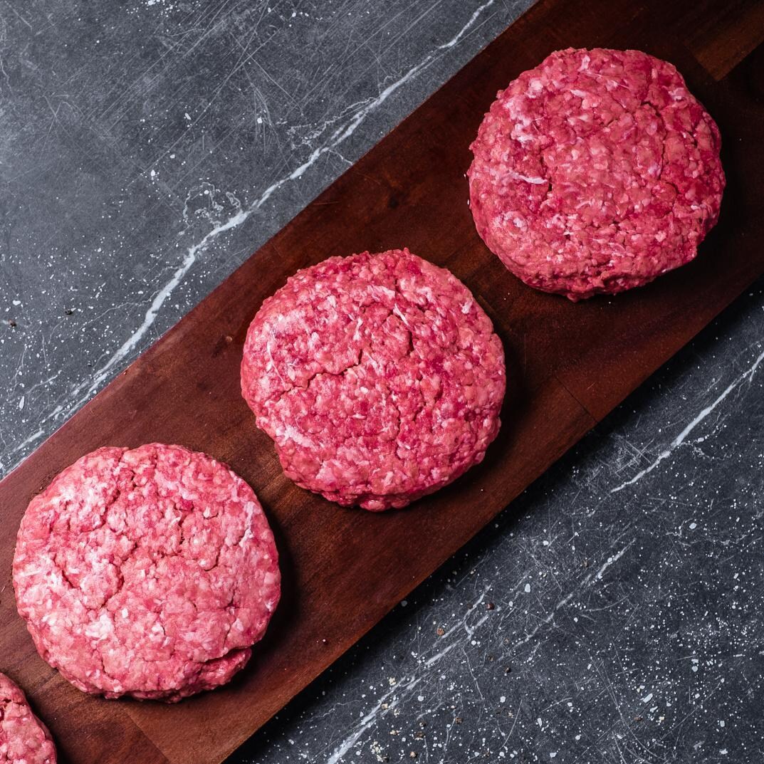 Wagyu vs Bison vs Steakhouse Blend Burger Battle Box (4 ea.) | BBQGuys USA Premium Cuts image