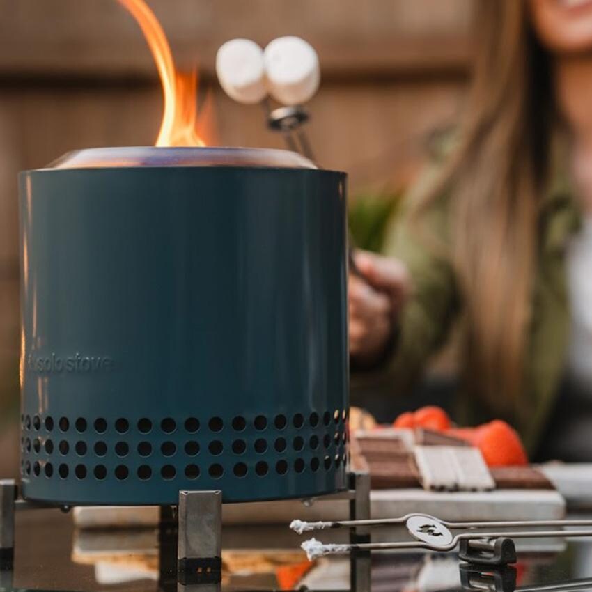 Solo Stove - SSMESA-XL-WATER - Tabletop Fire Pit - Water - Side View of Flame