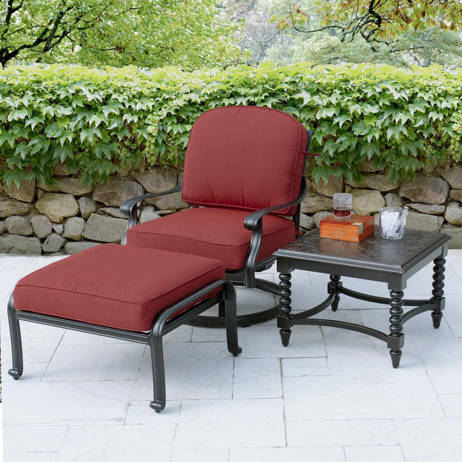 Lakeview Outdoor Conversation Sets