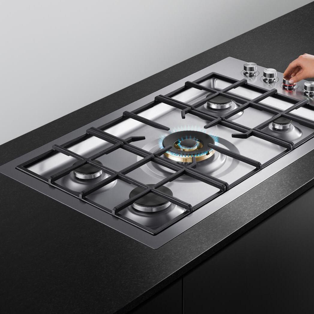 Fisher Paykel 36-Inch 5-Burner Natural Gas Drop-In Cooktop - CG365DWNGACX1 - Turning On thumbnail