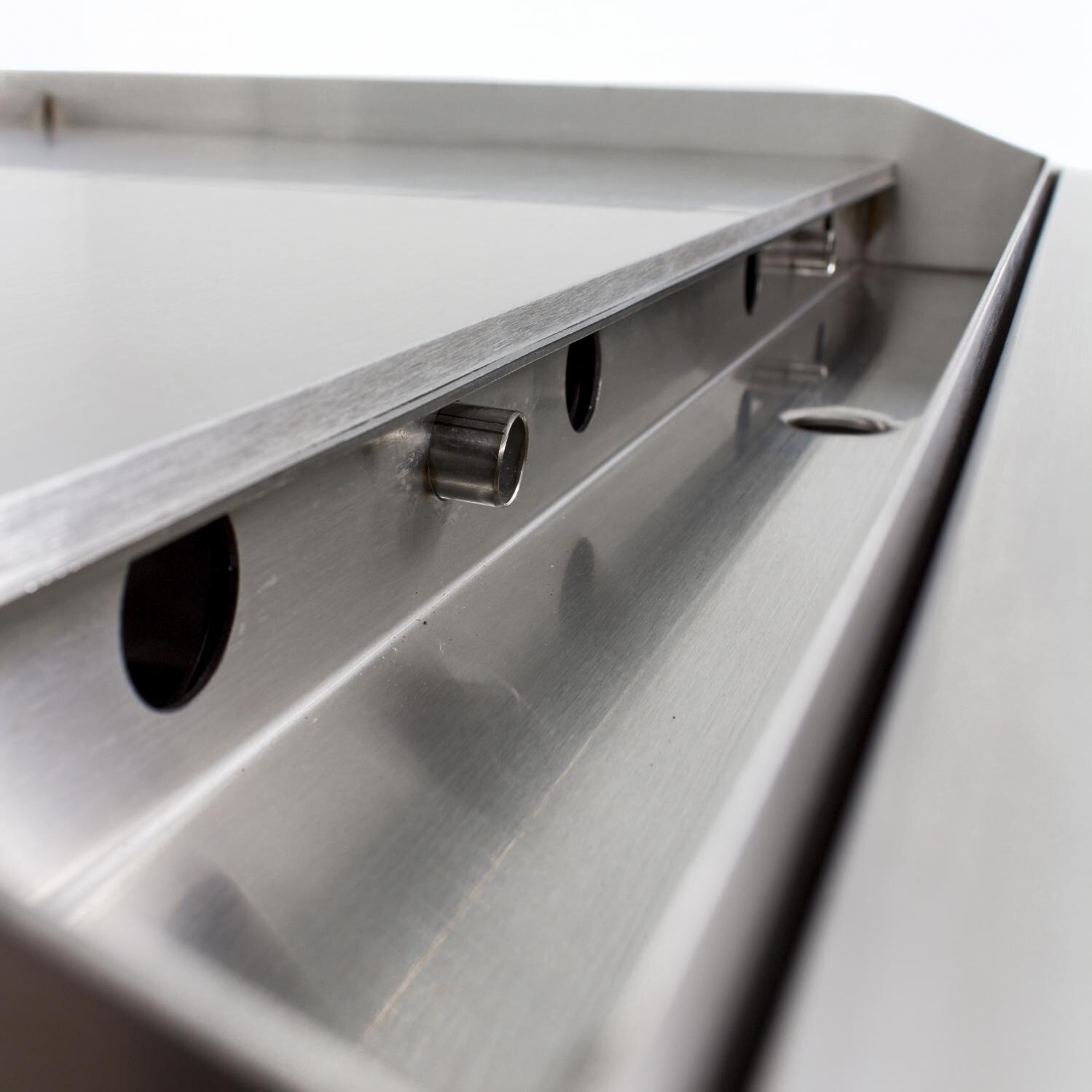 Blaze BLZ-GRIDDLE-LTE-NG Premium LTE 30-Inch Built-In Natural Gas Griddle - Grease Drain & Backup Flash Tube Secondary Ignition
