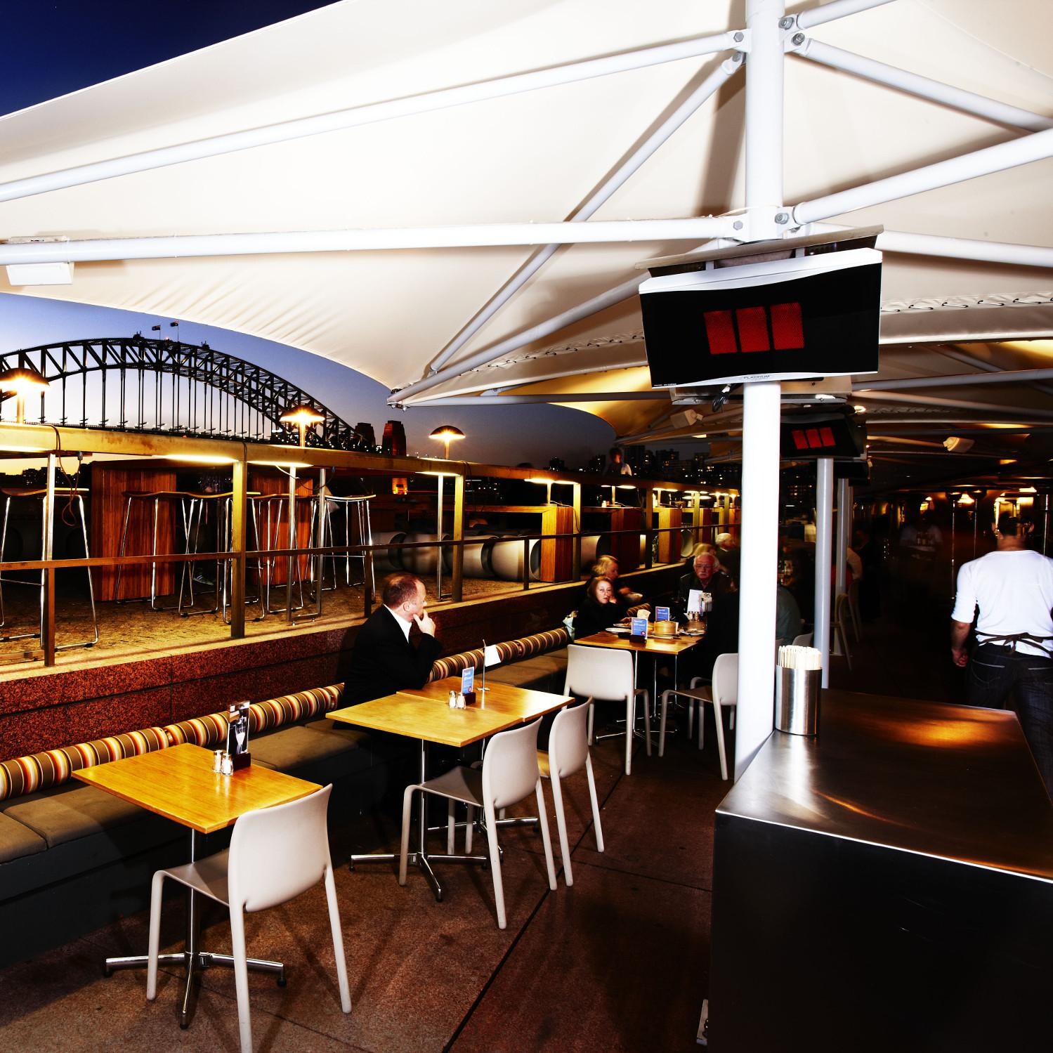 Bromic Platinum 300 Smart-Heat Patio Heater - Commercial Bar thumbnail