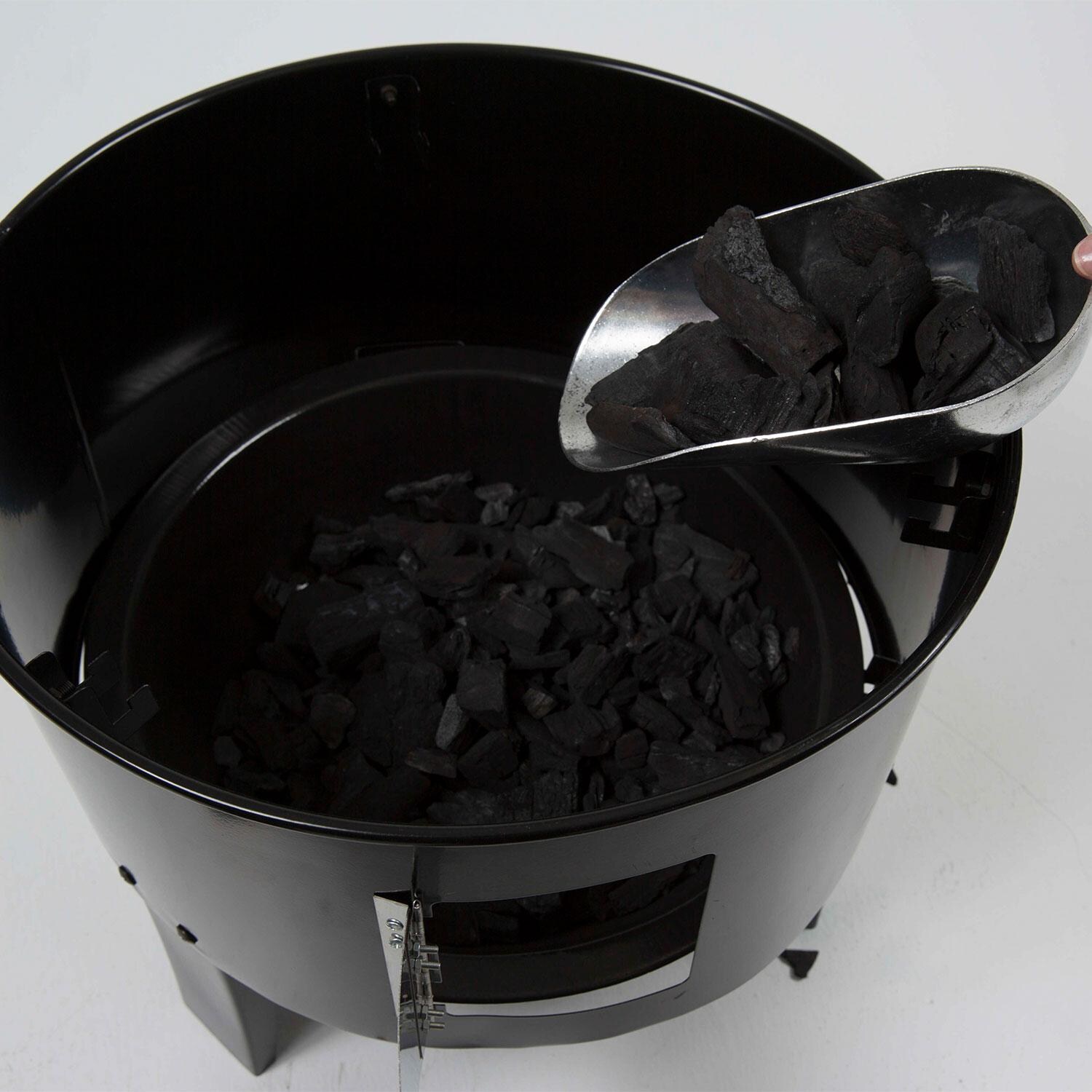 GrillPro 31816 Traditional Charcoal Smoker - Pour Charcoal - Detail thumbnail