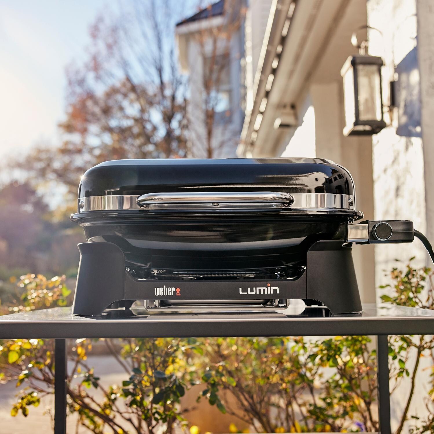 Weber 92010901 Black Lumin Portable 1560 Watt Electric Grill - Lifestyle thumbnail