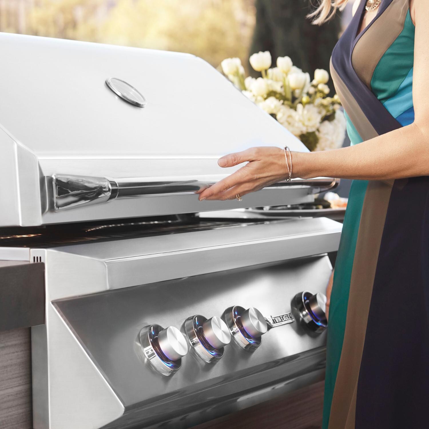 Twin Eagles 30-Inch 2-Burner Propane Gas Grill - Grill Hood Assist Lifestyle