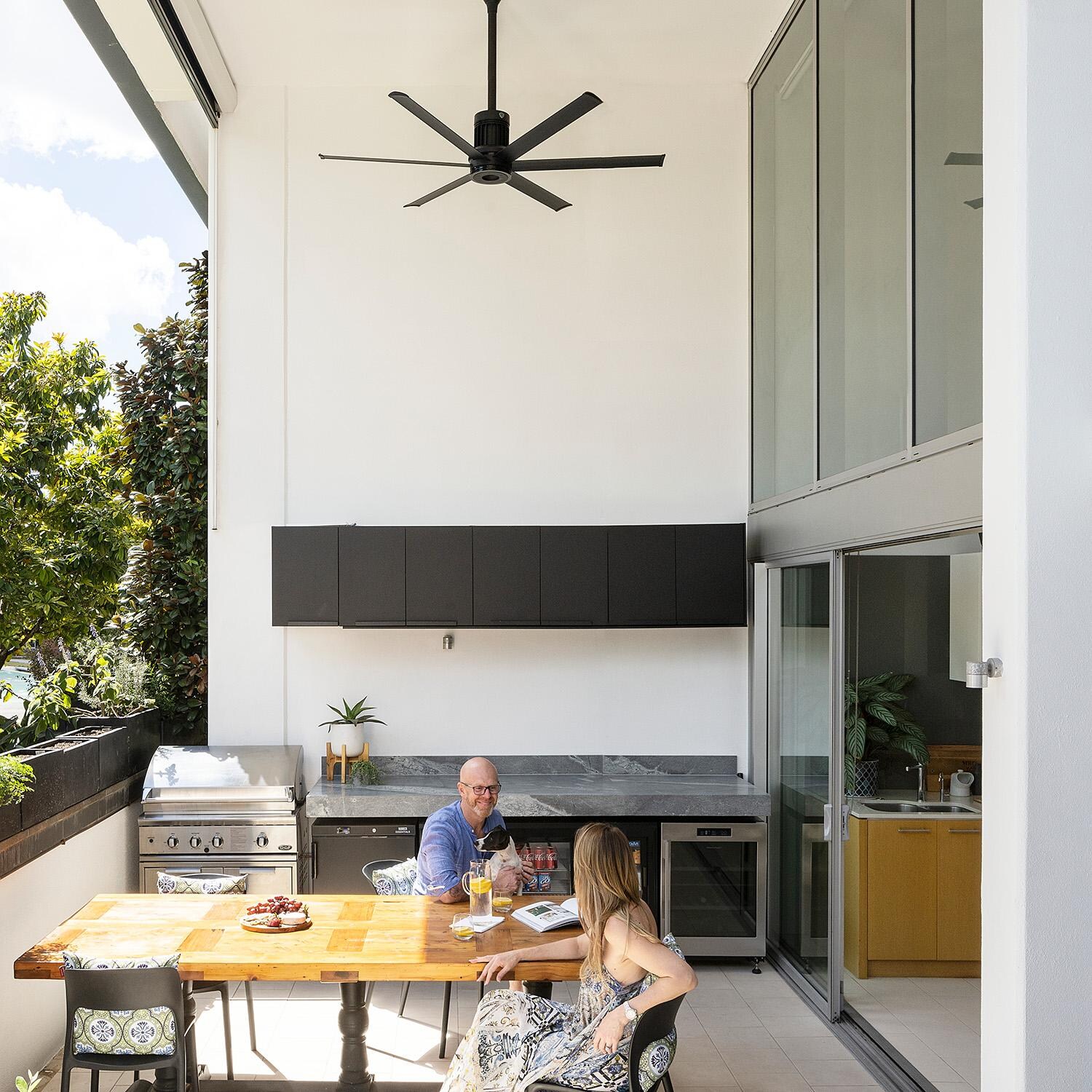 Big Ass Fans MK-I61-051900A728 60-Inch i6 Ceiling Fan Direct Mount Black - Lifestyle thumbnail