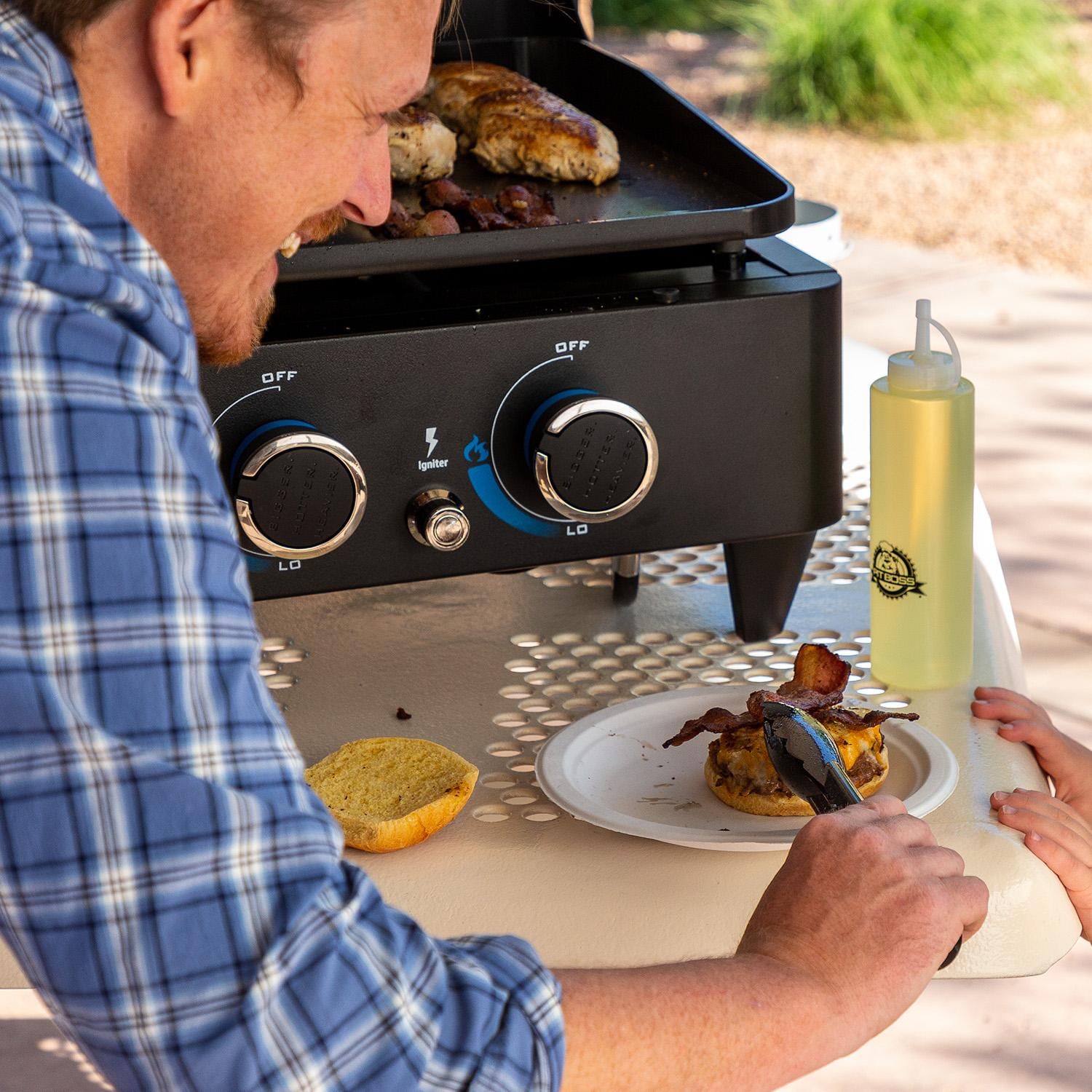 Pit Boss 10781 Ultimate Lift Off 3 Burner Propane Griddle - On Table - Camping - Detail thumbnail