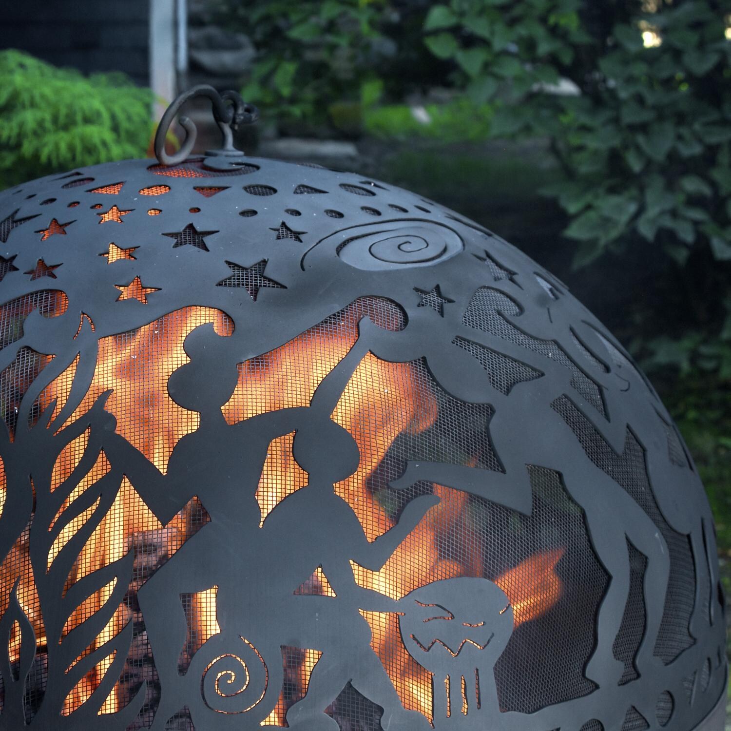 Good Directions Full Moon Party 26-Inch Fire Pit Spark Screen - Closeup View thumbnail