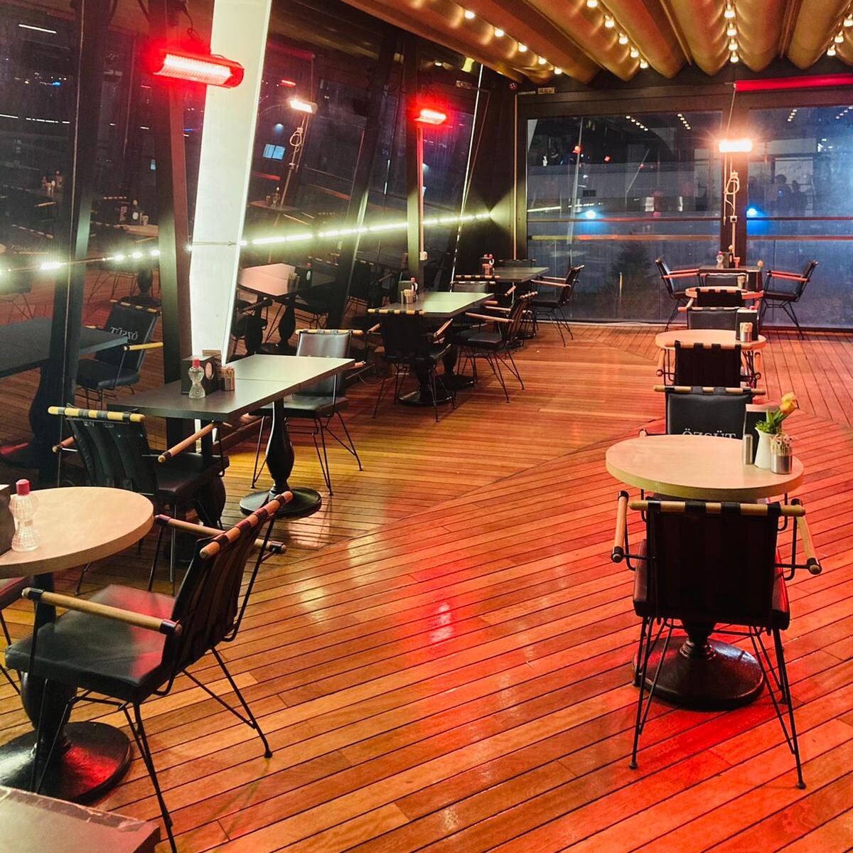 RADtec T6000/18R 75-Inch 6000W Weatherproof Electric Patio Heater - Commercial thumbnail