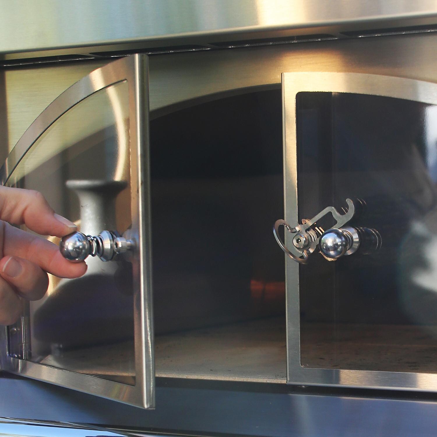 Alfresco AXE-PZA-BI-NG-SM9003 30 Inch Built-In Natural Gas Outdoor Pizza Oven Plus in Signal White Matte - Glass Doors - Shown in SS - Detail thumbnail