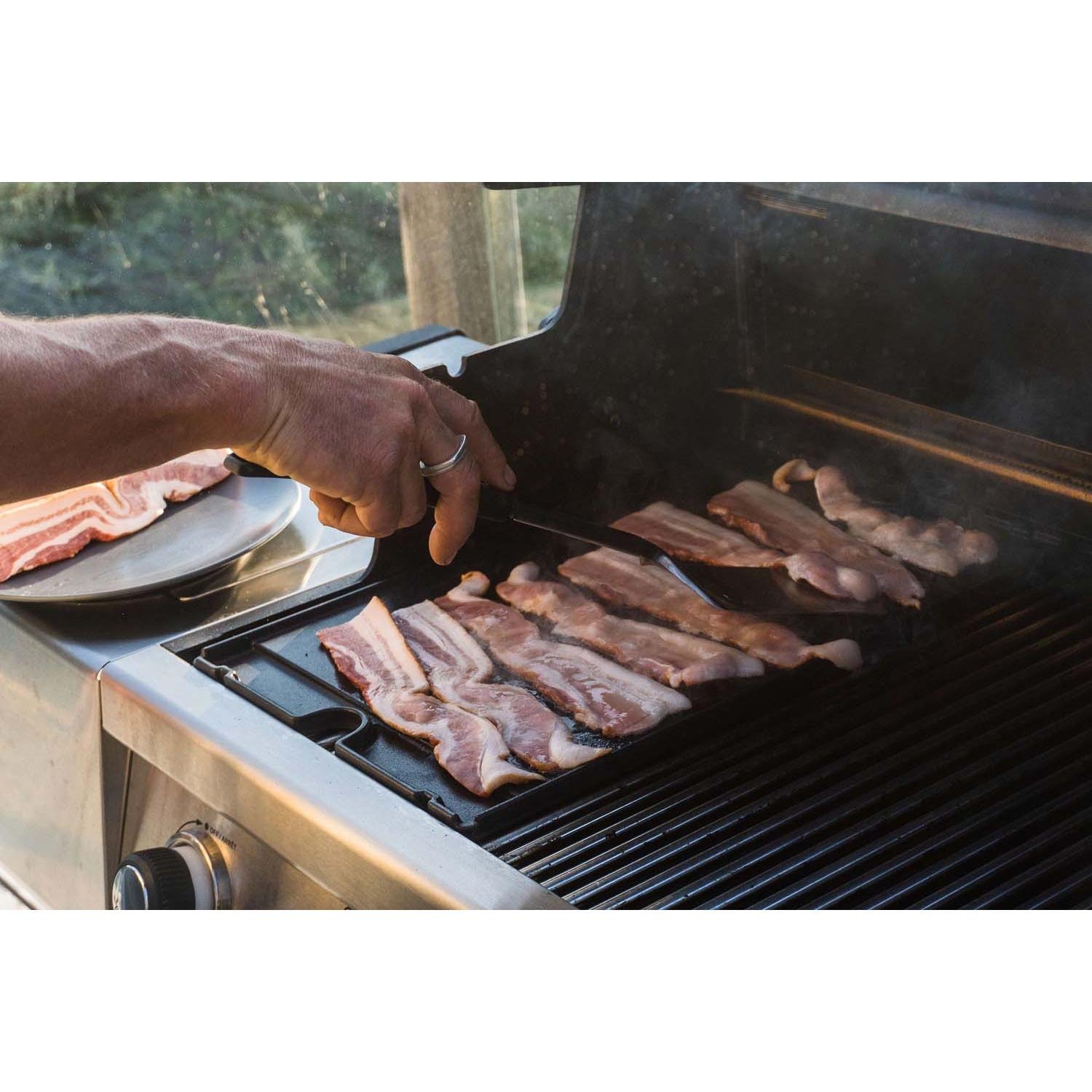 Broil King 687247 Regal Q 490 Pro IR Natural Gas Grill - Bacon - Lifestyle thumbnail
