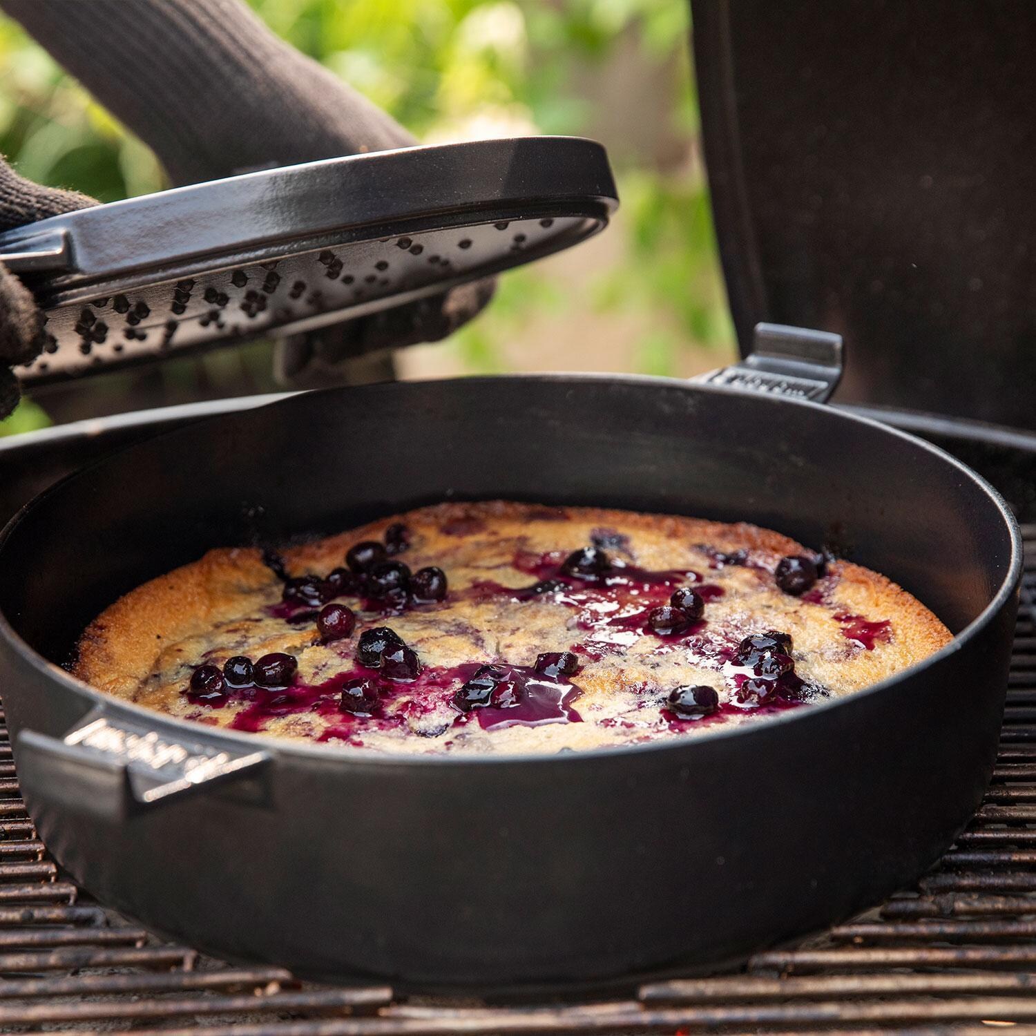 Weber 1500065 Master Touch 26-Inch Charcoal Grill With Gourmet BBQ System Cooking Grate in Smoke - Blueberry Cobbler - Lifestyle thumbnail