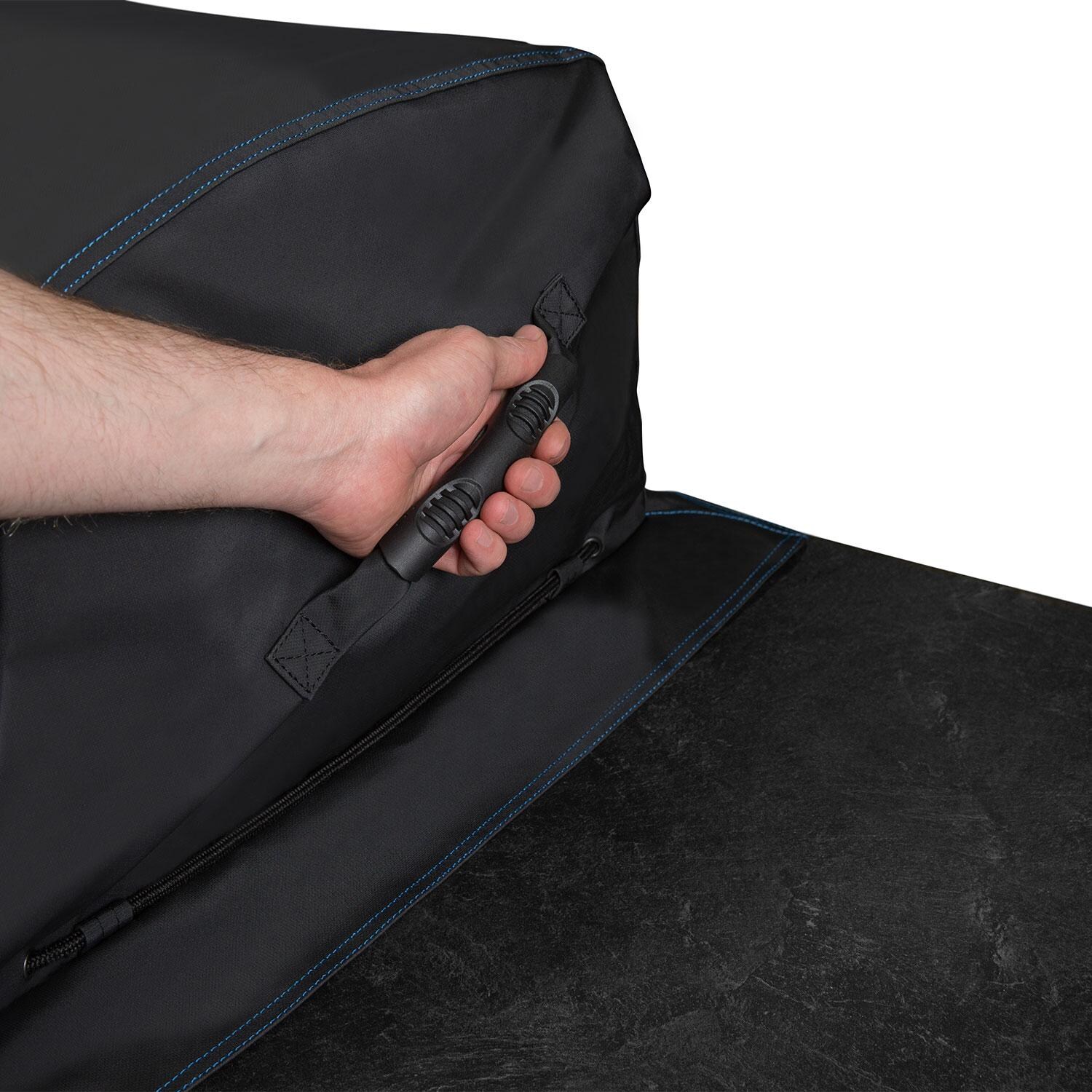 Broil King 68690 Premium Grill Cover for Imperial 600 Series Built-In Island - Handle - Detail thumbnail