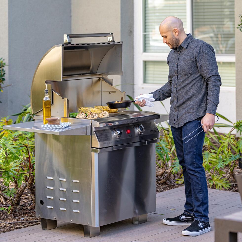 PGS E27T Commercial T-Series 30 Inch Electric Grill On Pedestal w/ Timer - Cooking - Lifestyle thumbnail