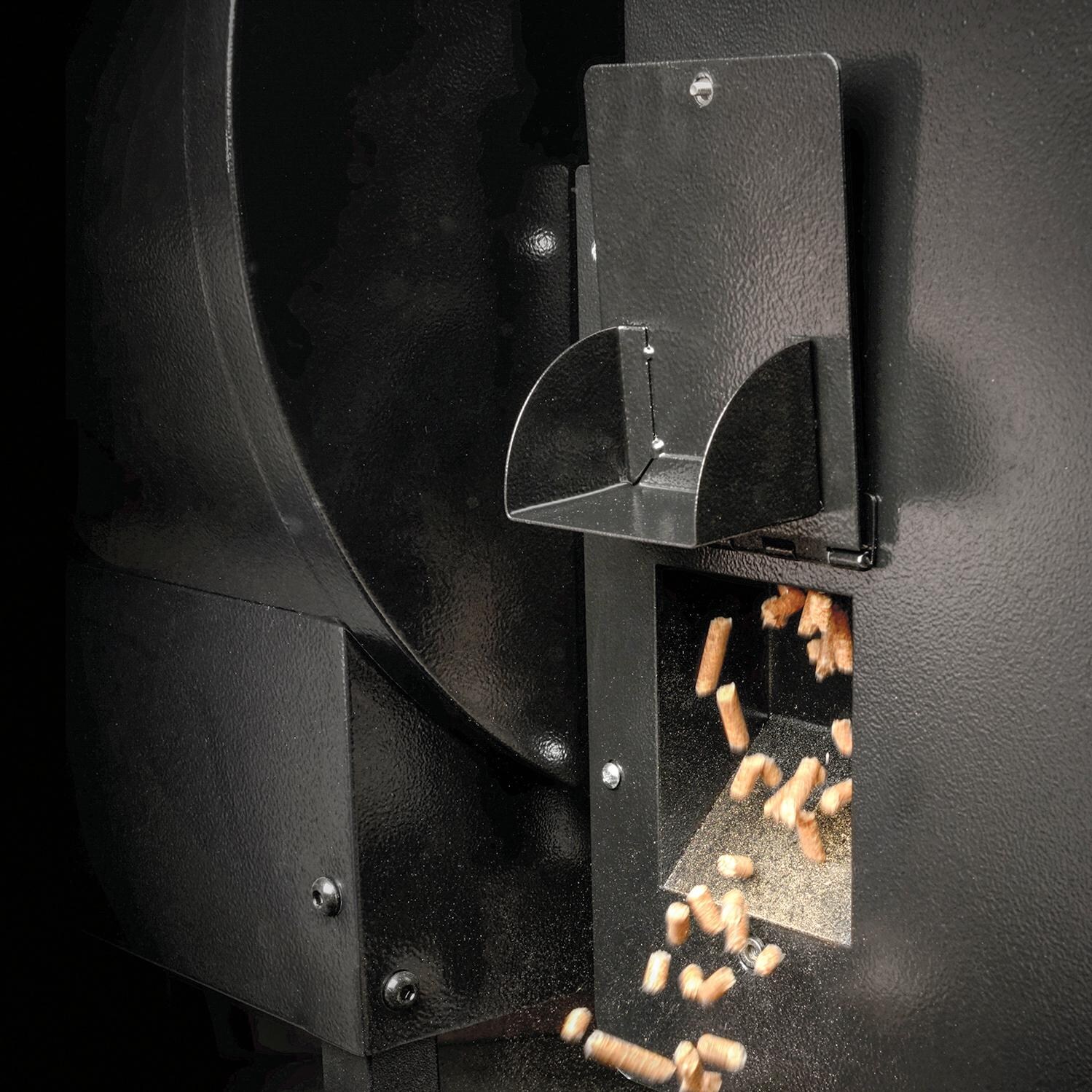 Traeger Select Pro Pellet Grill On Cart - Hopper Cleanout thumbnail