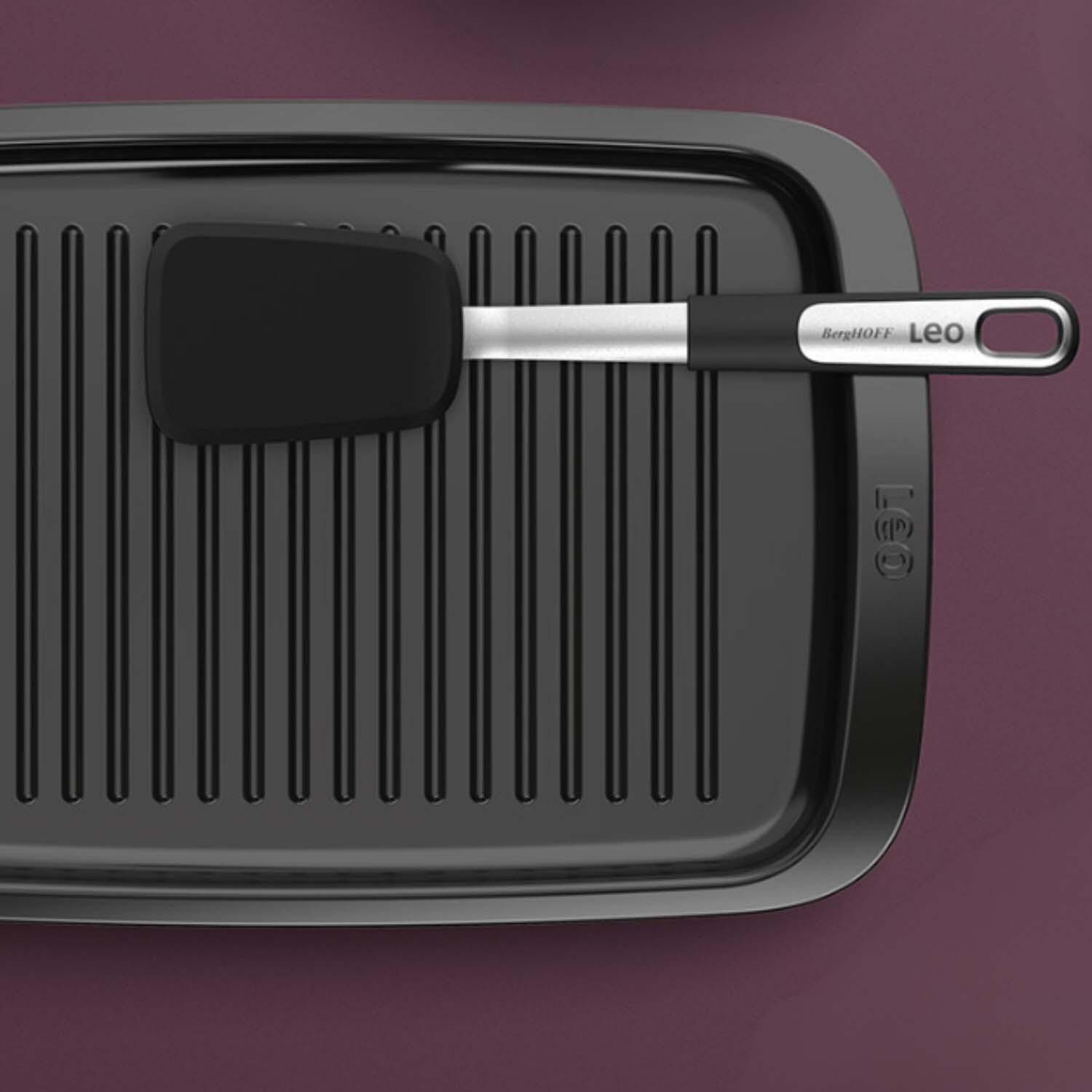 BergHOFF 12 3/4-in Leo Graphite Nonstick Recycled Cast Aluminum Teppanyaki Grill Plate - Top View - Lifestyle thumbnail