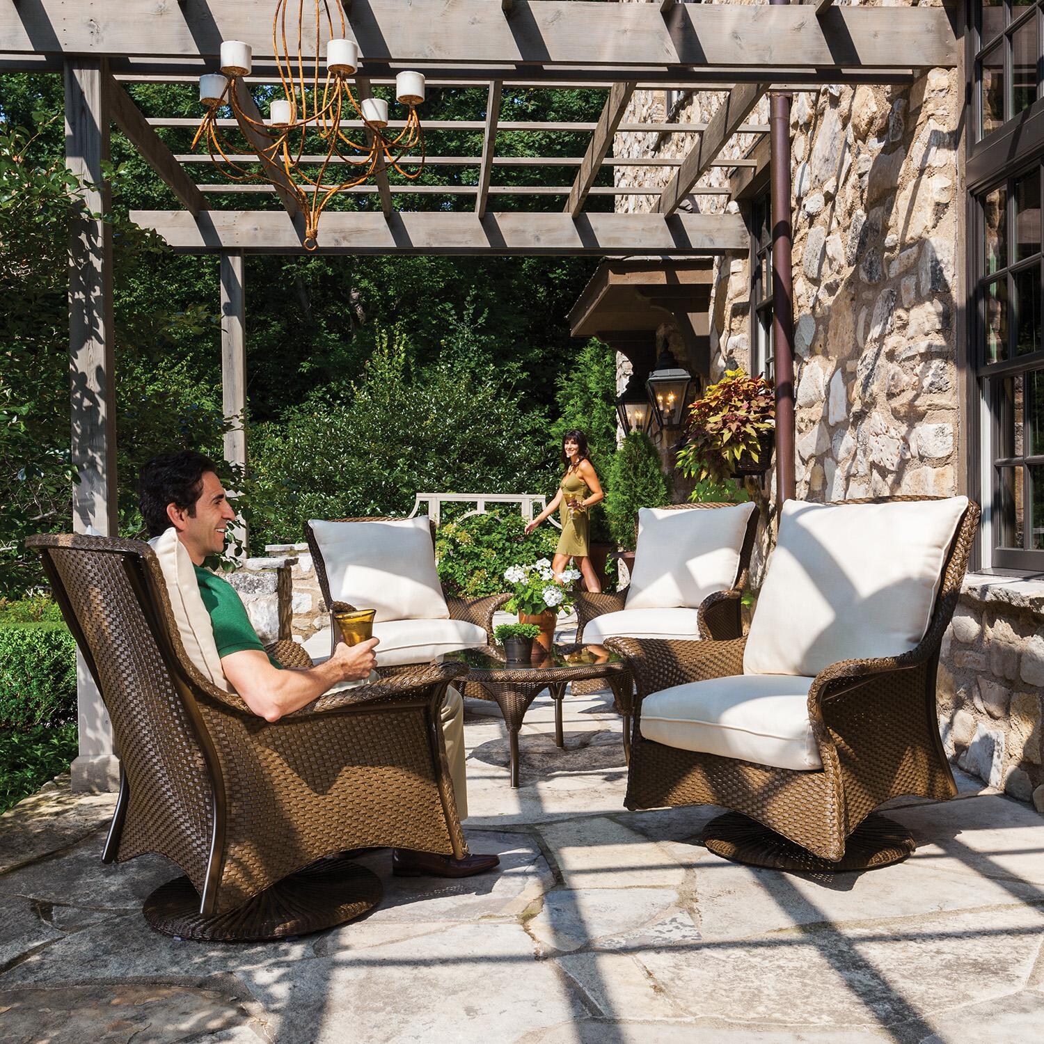 Lloyd Flanders Mandalay Swivel Rocker Lounge Chair - Lifestyle thumbnail