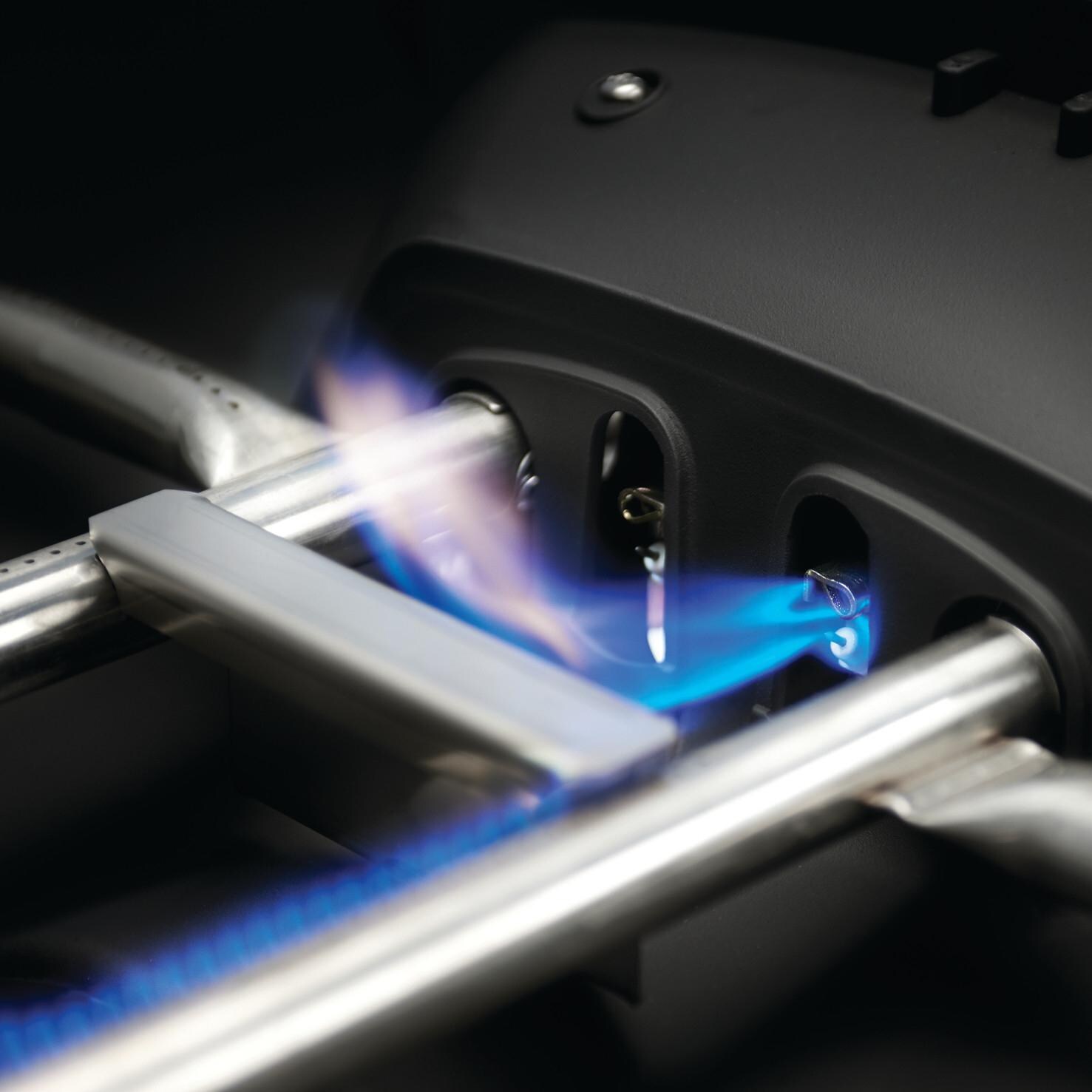 Napoleon TravelQ 285 Portable Propane Gas BBQ Grill On Cart - Jetfire Ignition System thumbnail