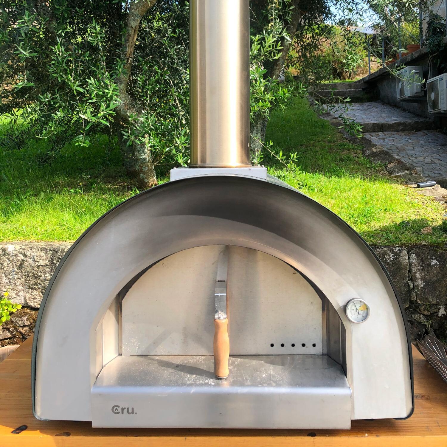 Cru CRUO60G1 Pro 60 Outdoor Wood-Fired Pizza Oven - Door Closed thumbnail