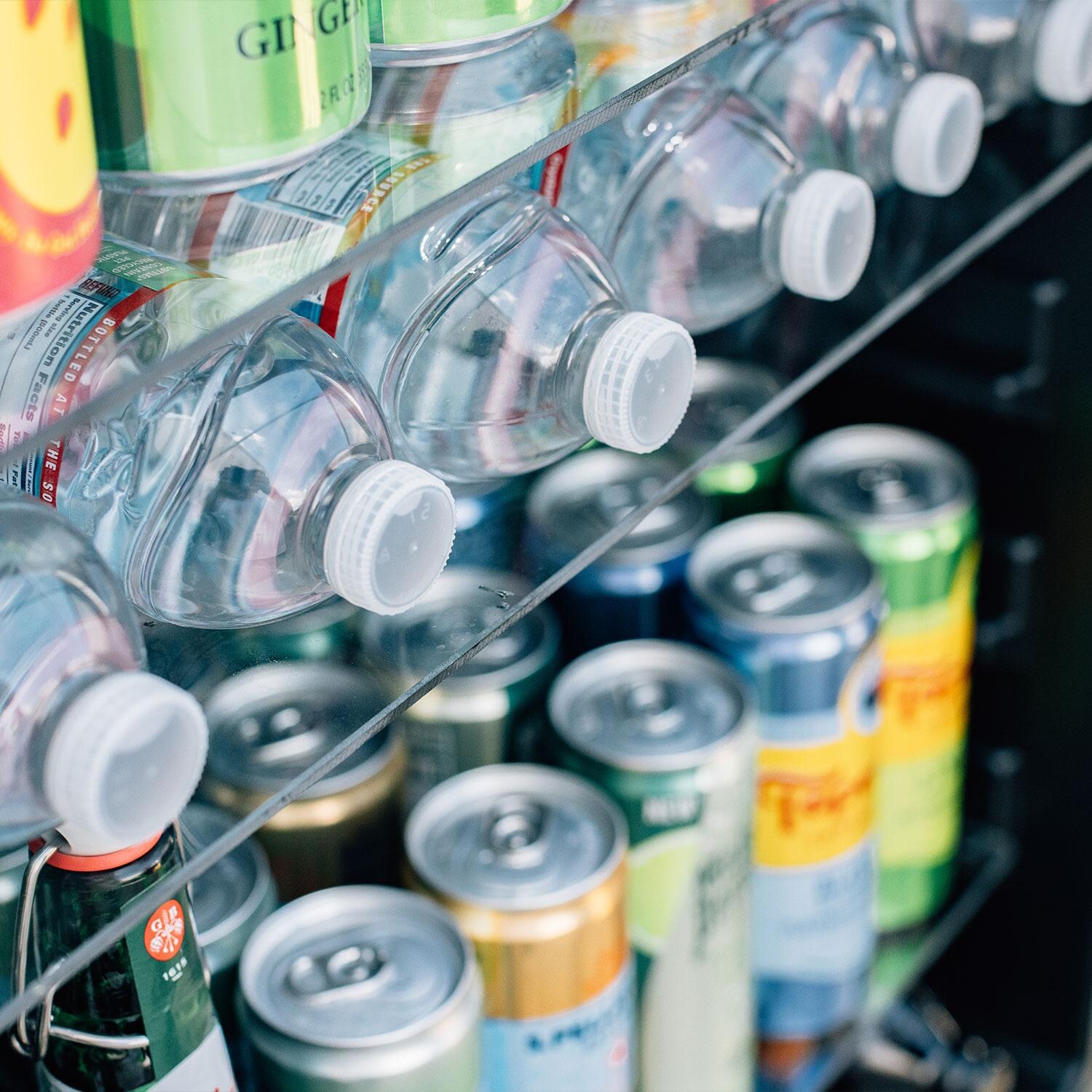 Summerset RFR-24S-A 24 Inch Outdoor Rated Refrigerator - Stocked Beverages on Glass Shelves - Detail thumbnail