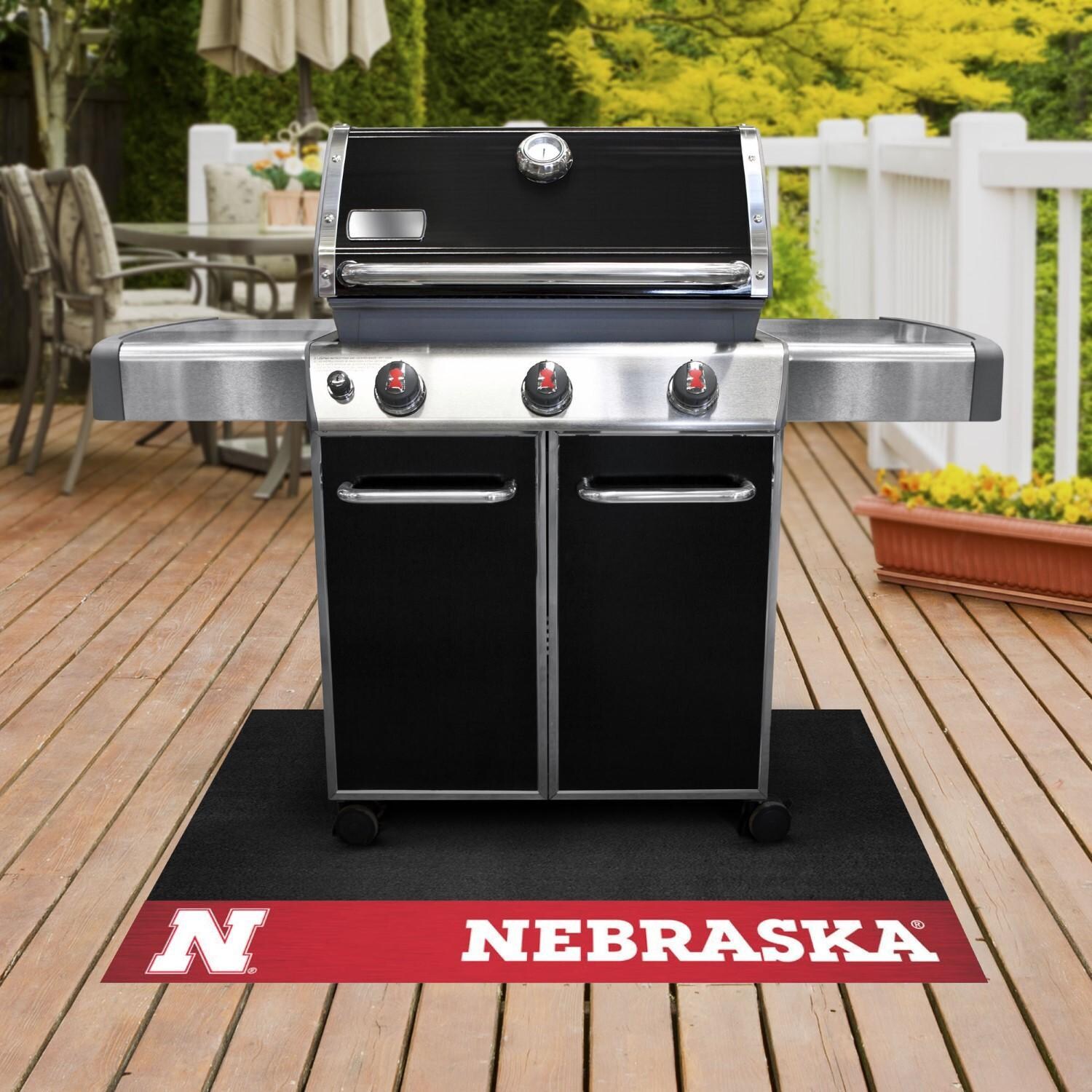 FANMATS 12128 University of Nebraska Grill Mat - White Background thumbnail