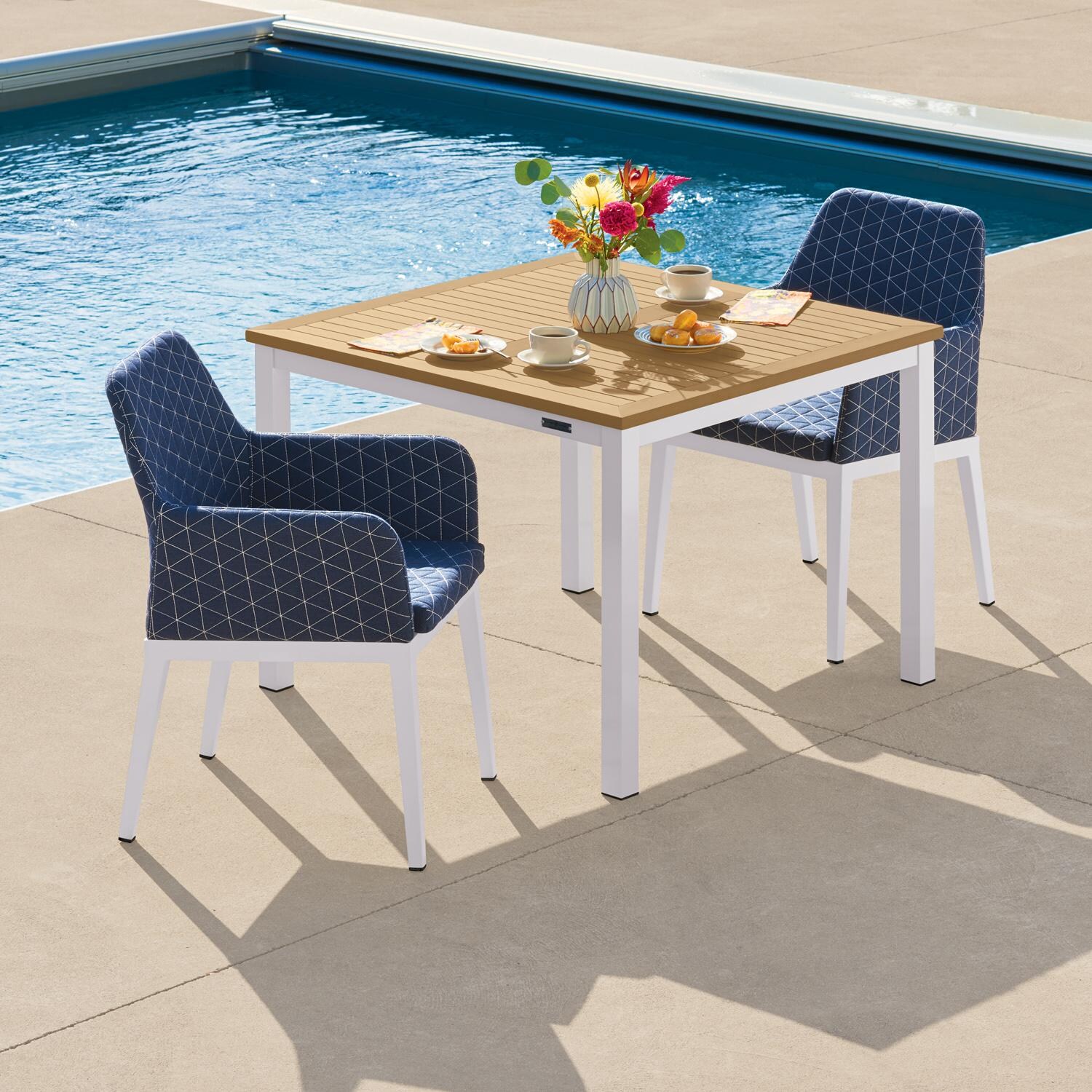 Oland 3 Pc Aluminum Dining Set W/ Natural Tekwood Table Top in Chalk/Quilted Spectrum Indigo By Oxford Garden