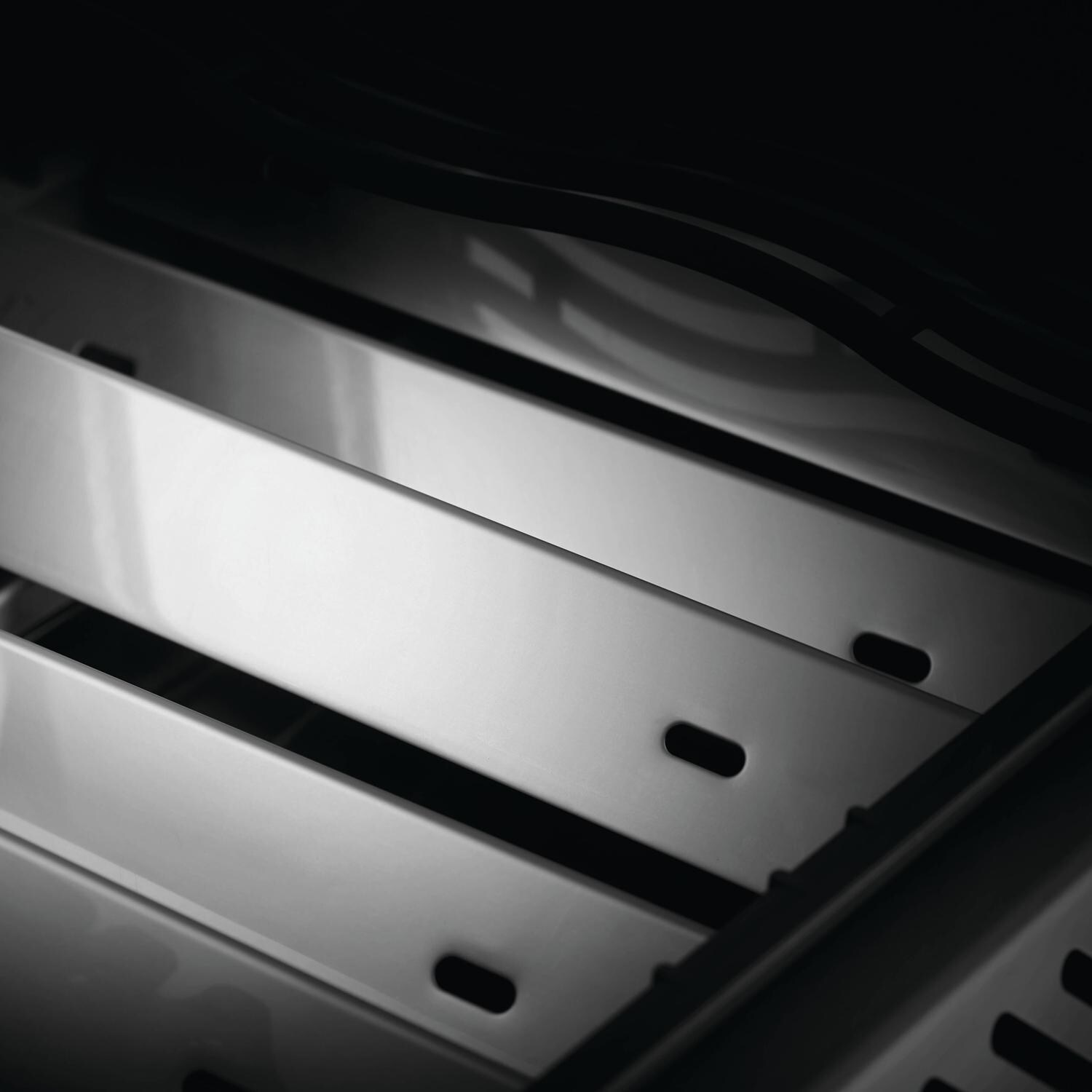 Napoleon RXT425SIBNSS-1 Rogue XT 425 Natural Gas Grill with Infrared Side Burner - Stainless Steel - Dual-Level Stainless Steel Sear Plates thumbnail