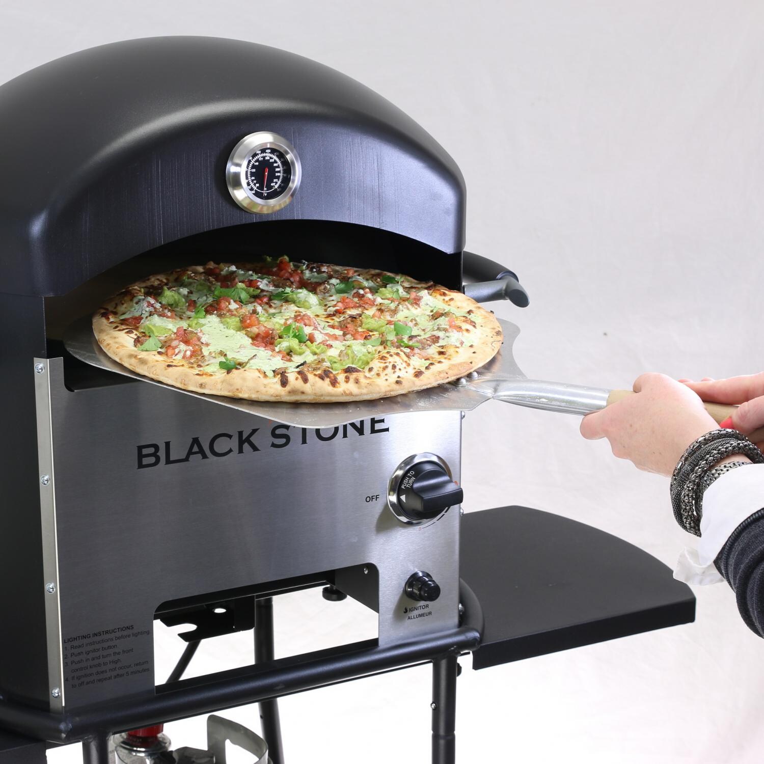 Blackstone Aluminum Pizza Peel: The Perfect Match For Large Pizzas thumbnail