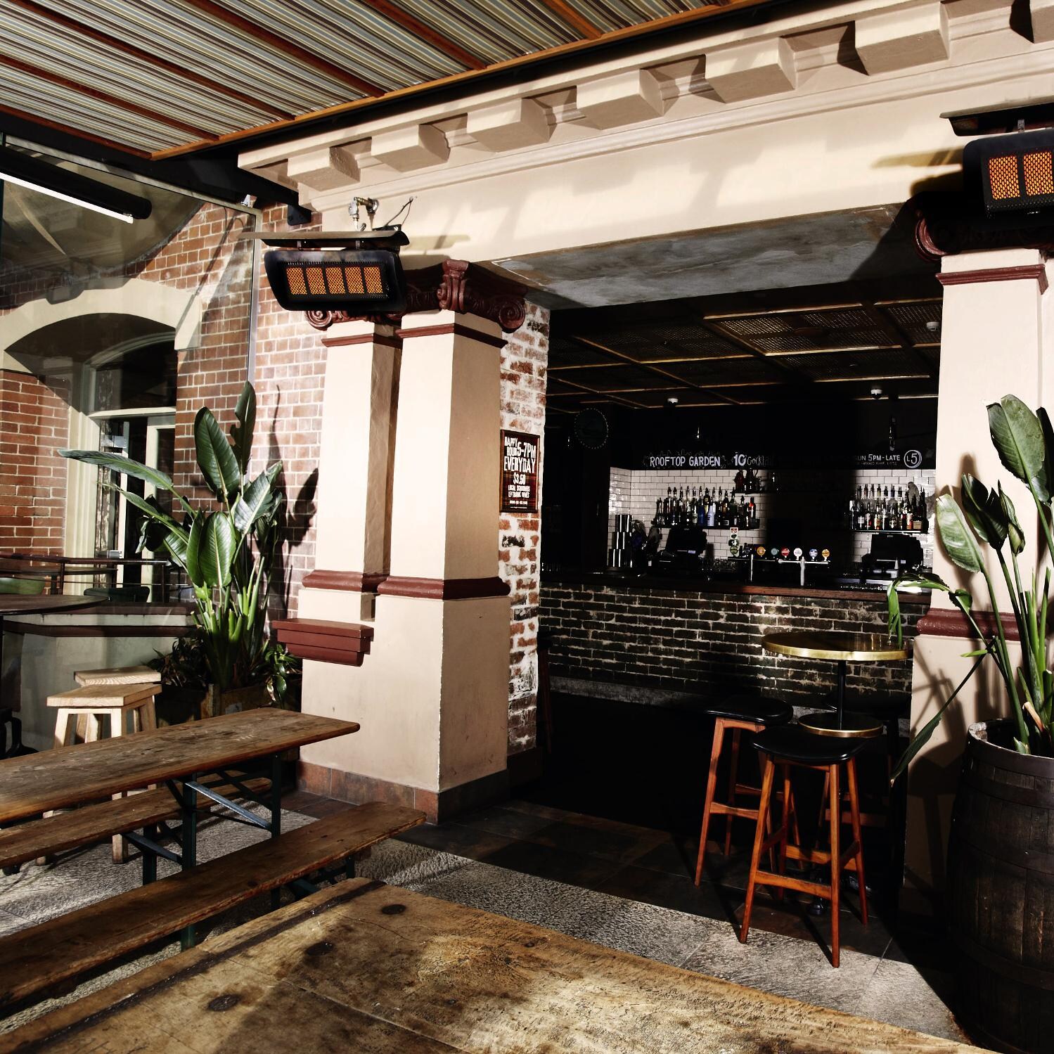 Bromic Tungsten 500 Smart-Heat Patio Heater - Commercial Outdoor Patio Dining thumbnail