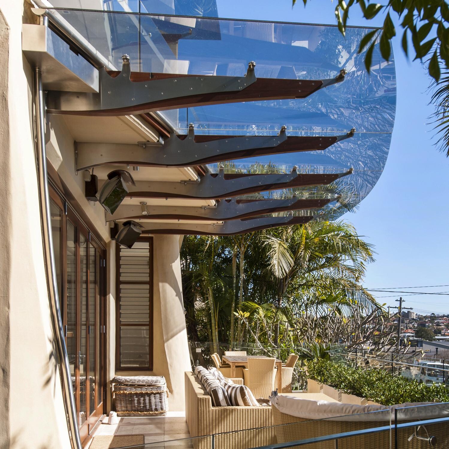 Bromic Platinum 500 Smart-Heat Patio Heater - Residential Balcony thumbnail