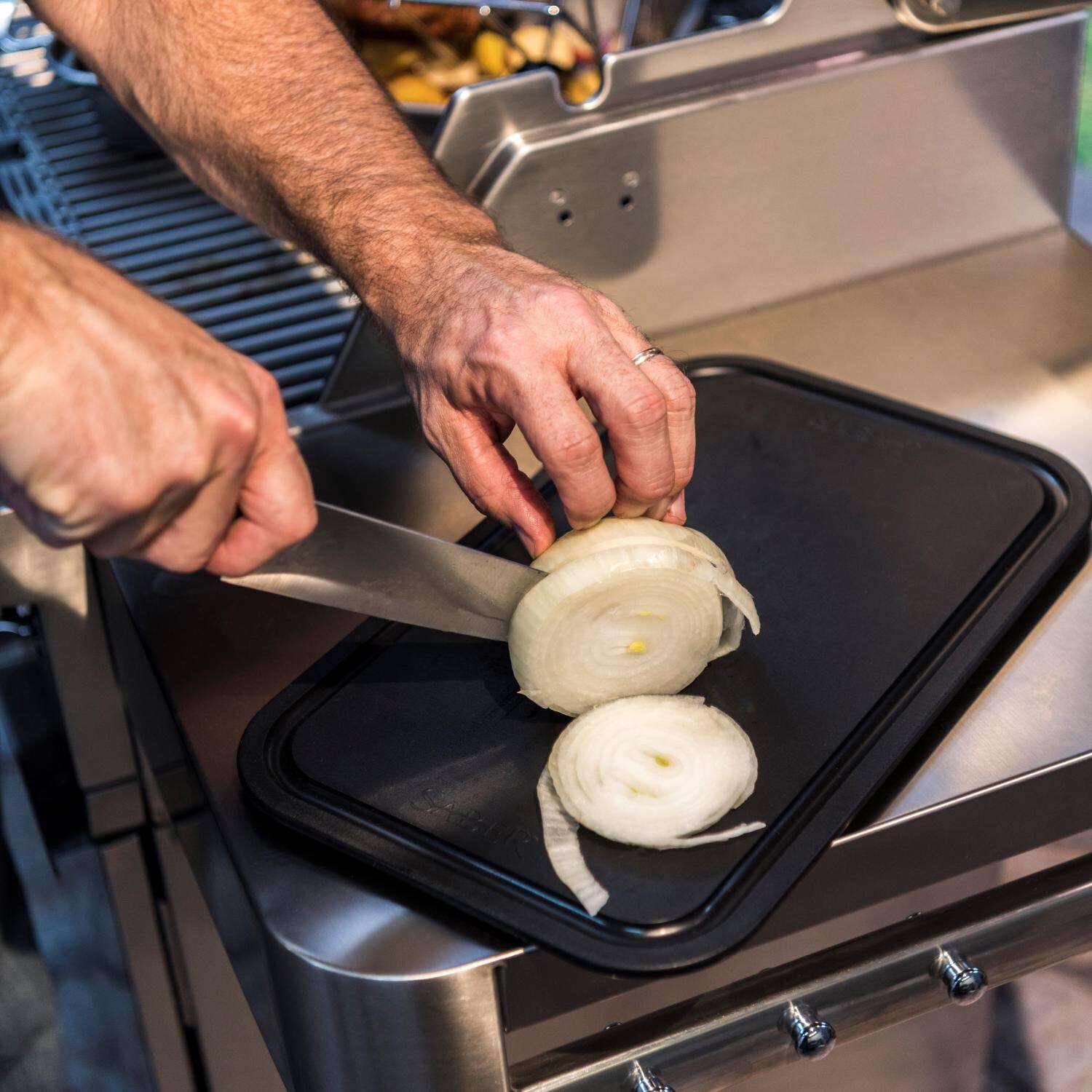 Saber Stainless Steel Roasting Pan w/ Cutting Board - Cutting Board thumbnail