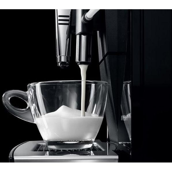 Milk Frother on the IMPRESSA F7 Automatic Coffee Center - 13709 thumbnail