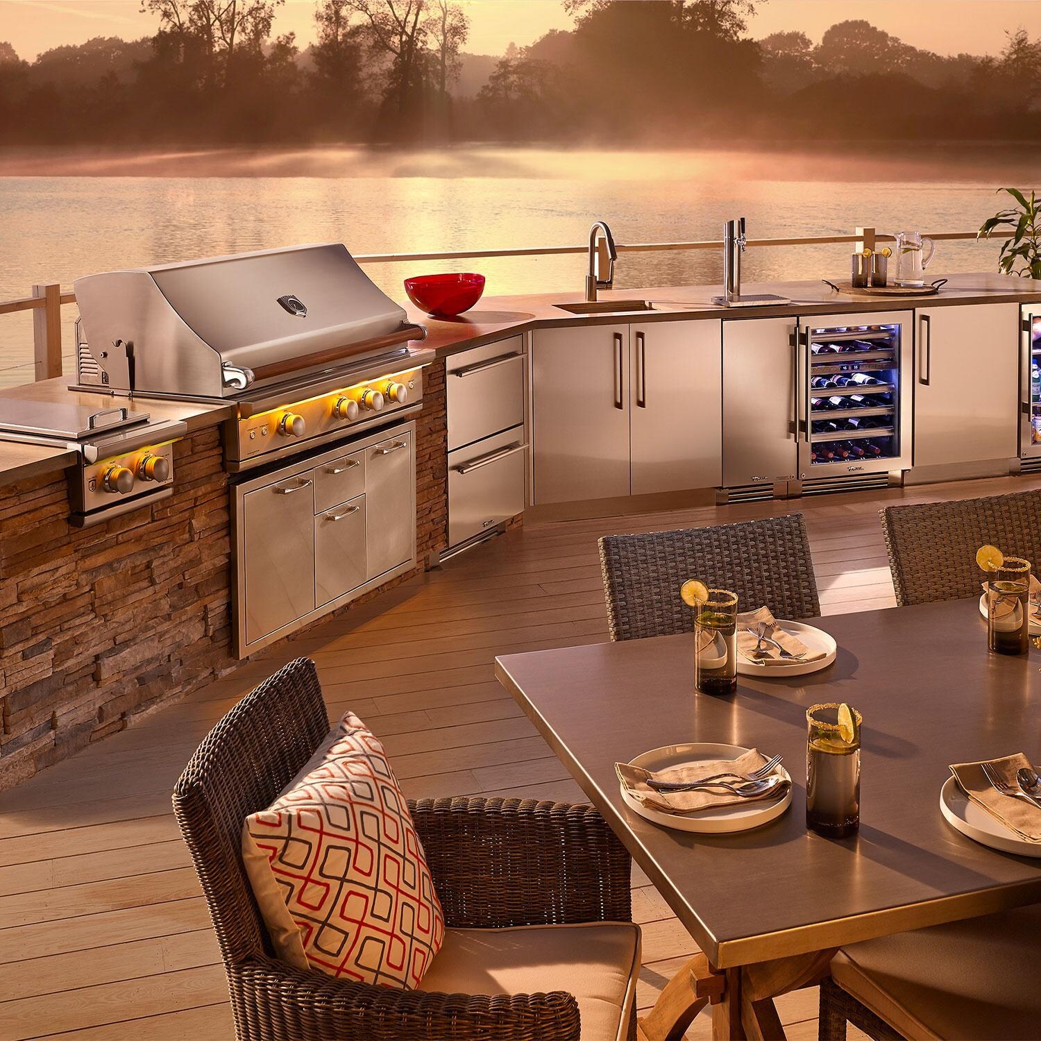 True TUI-15-L-SS-D 15-Inch 85 Lb. Left Hinge Outdoor Ice Maker - Stainless Steel - Complete Island Look - Lifestyle thumbnail