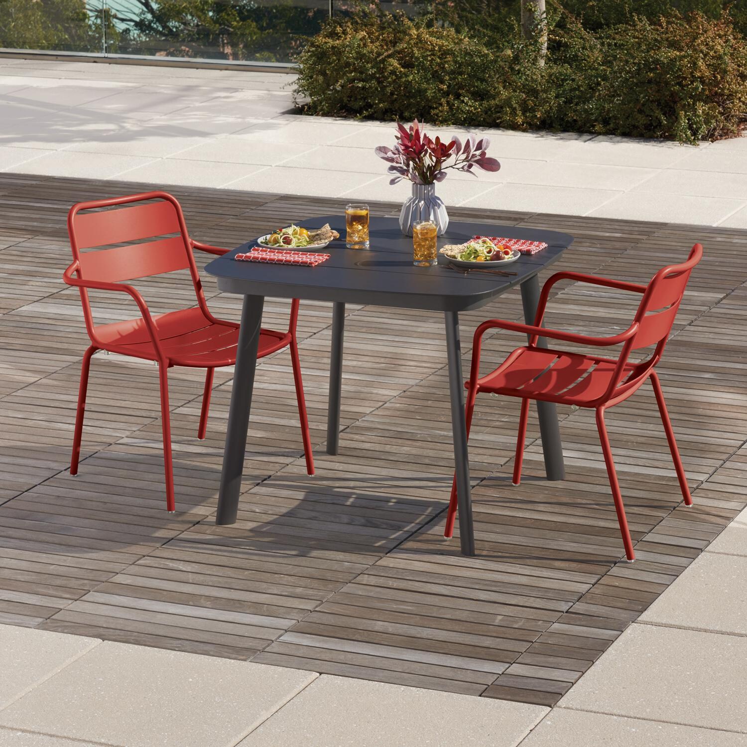 Oxford Garden Kapri 2 Pc Aluminum Dining Arm Chair in Venetian - Outdoor Dining thumbnail