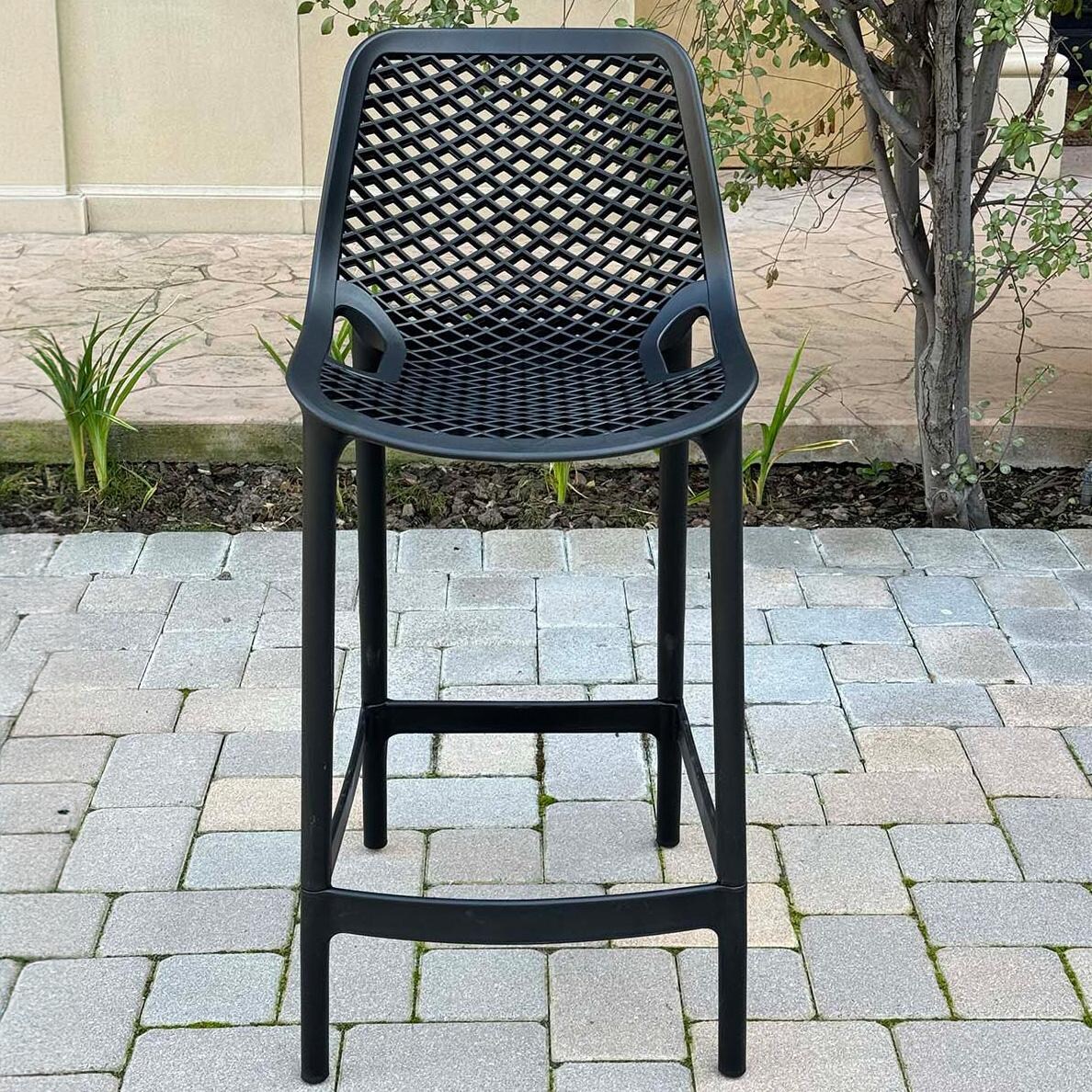 All Space Polyresin Counter Height Bar Stool Set of 4 in Noir By Darlee - Front View Chair - Lifestyle thumbnail